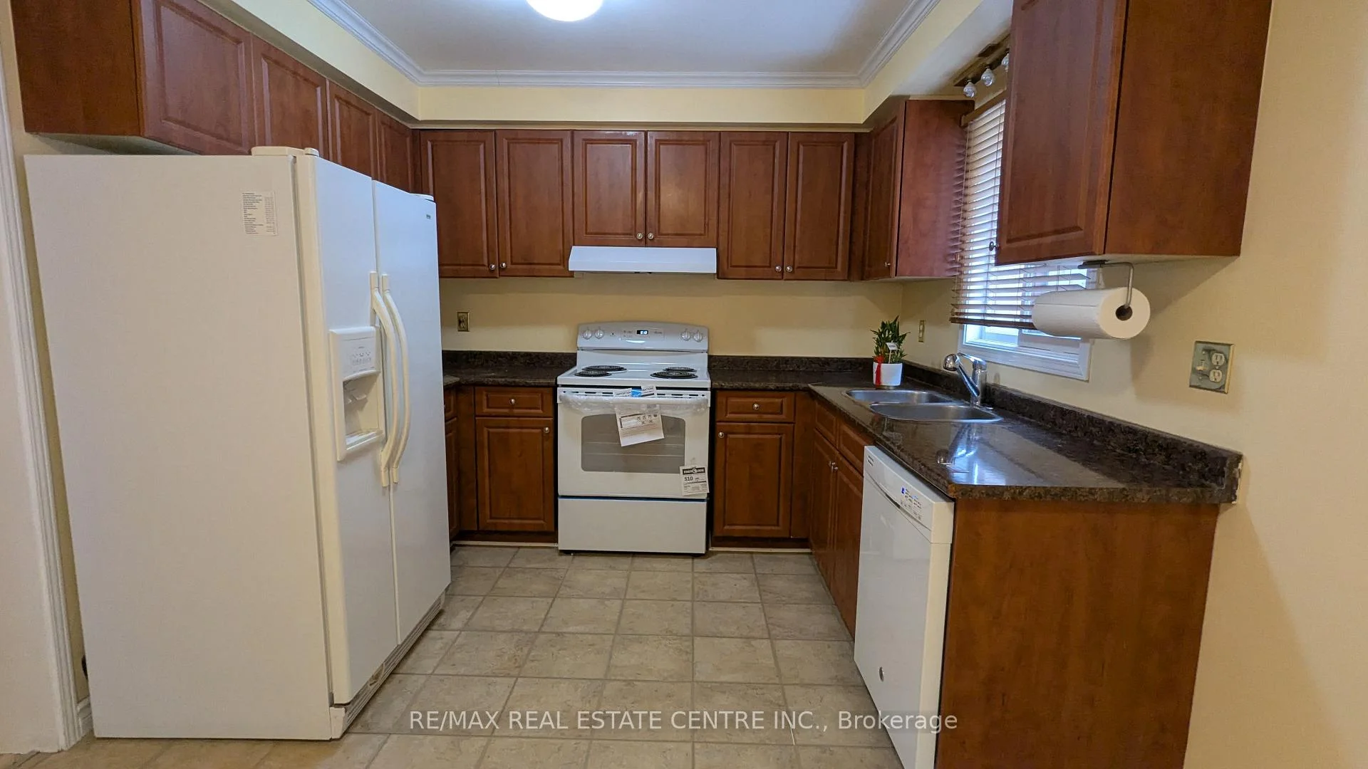 Photo 18 of 1537 Cuthbert Avenue, Mississauga, East Credit — HOMEH