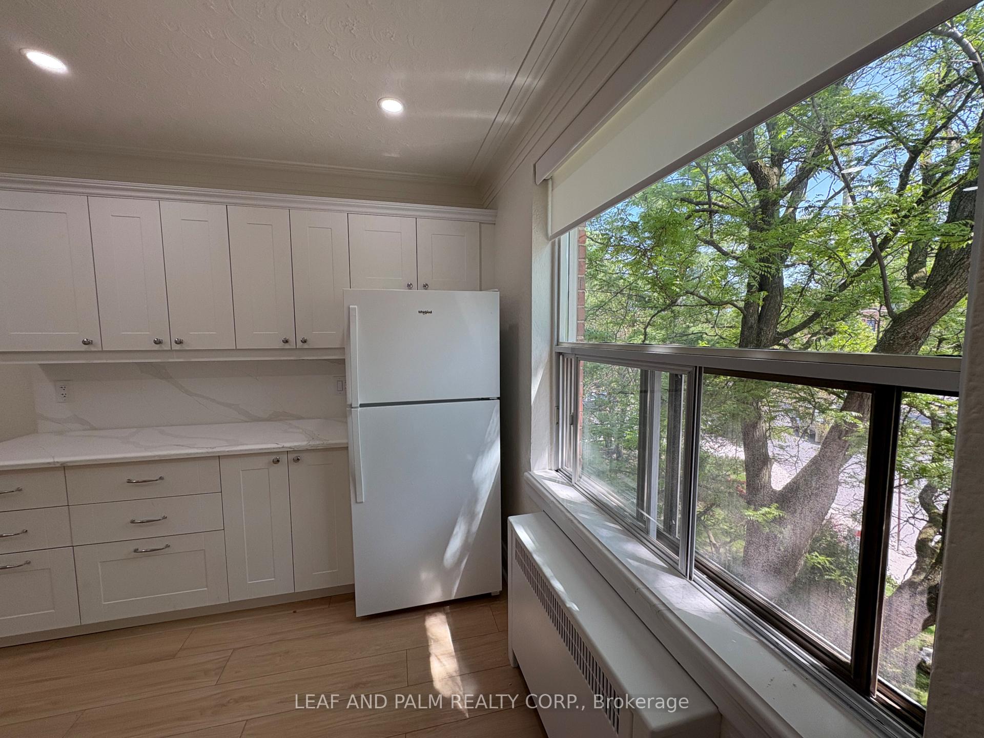 Photo 8 of Unit 48, 870 Millwood Road, Toronto, Leaside — HOMEH