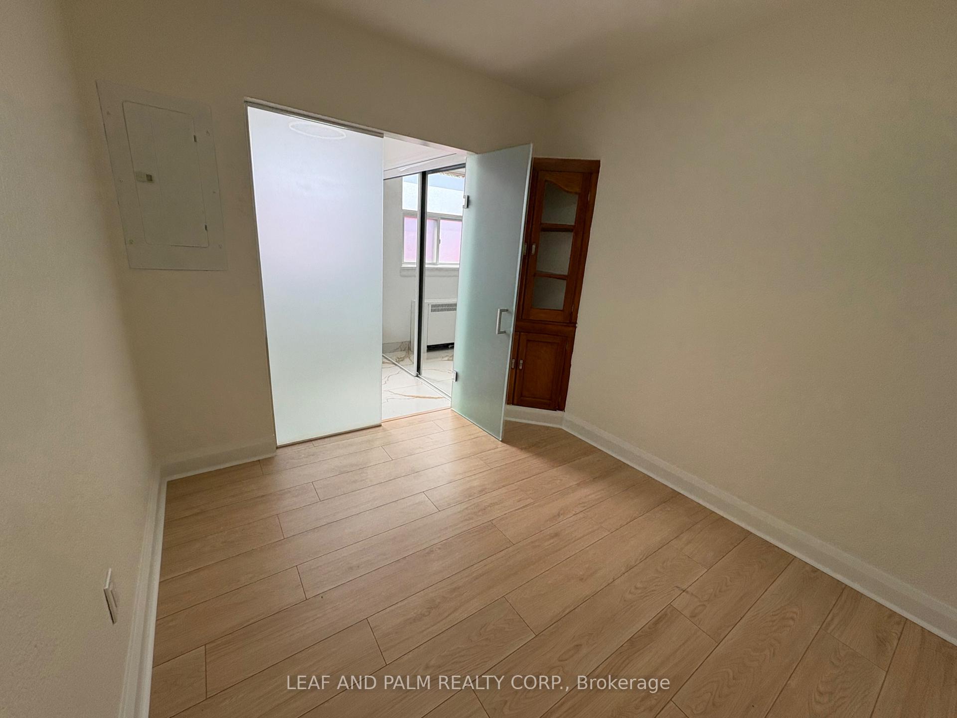 Photo 10 of Unit 48, 870 Millwood Road, Toronto, Leaside — HOMEH