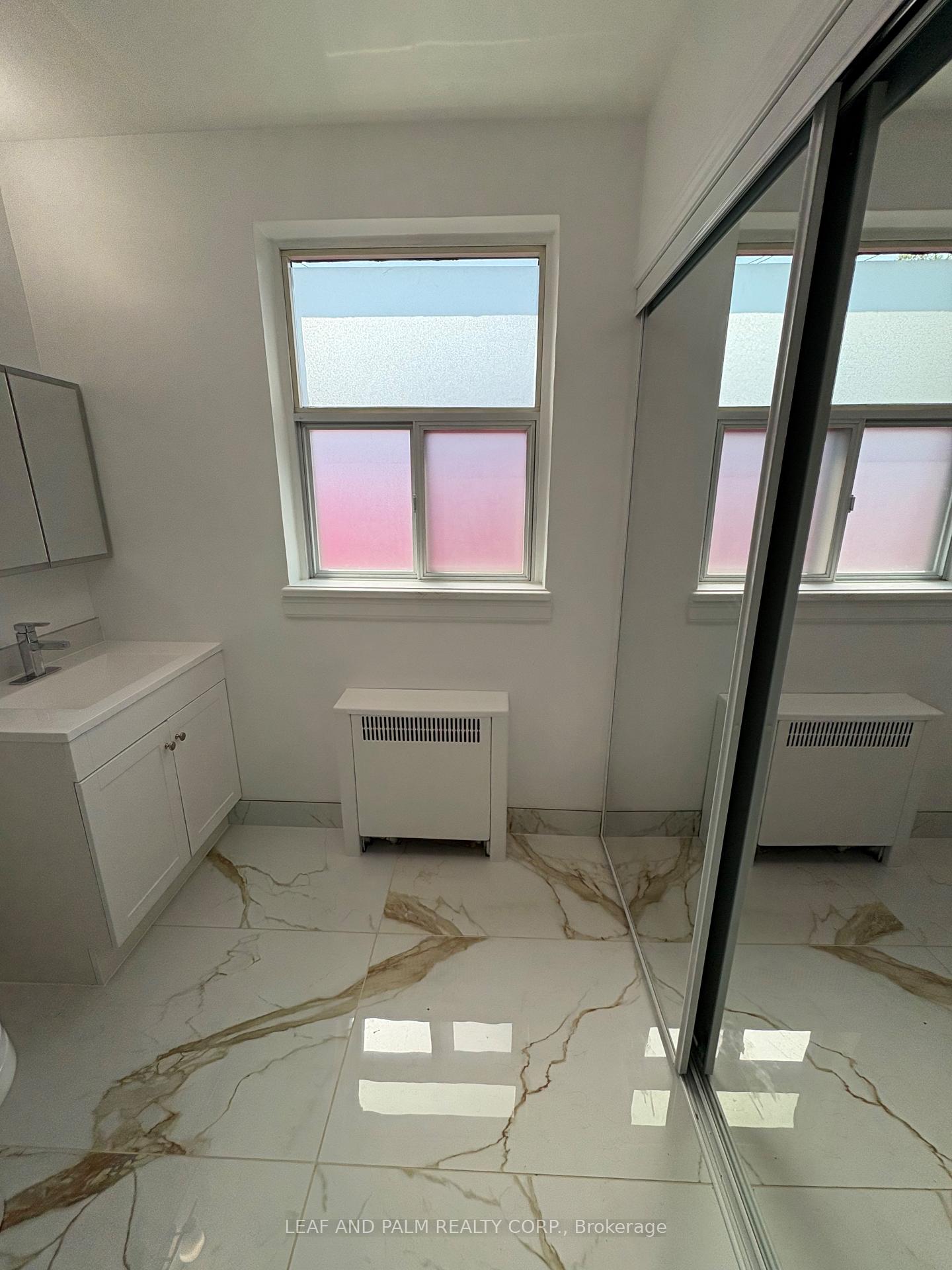Photo 13 of Unit 48, 870 Millwood Road, Toronto, Leaside — HOMEH