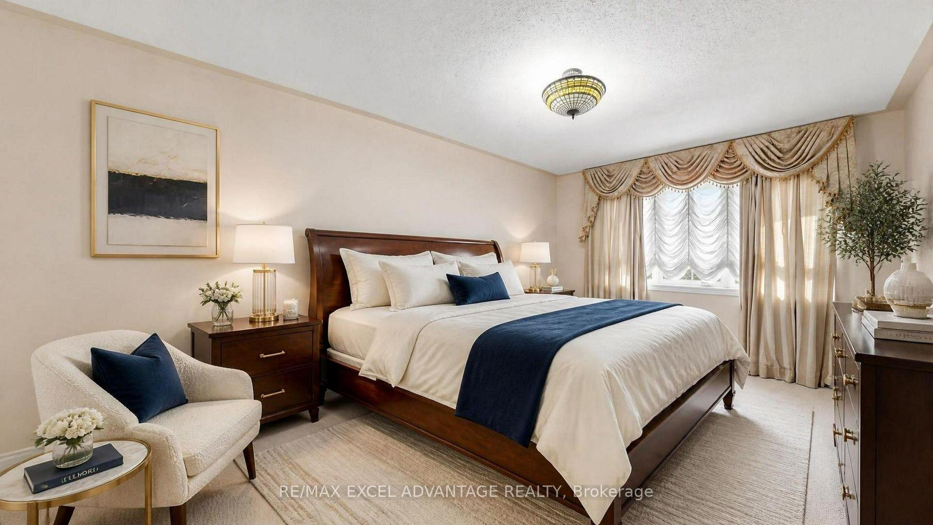 Photo 24 of 42 Adastra Crescent, Markham, Victoria Manor-Jennings Gate — HOMEH