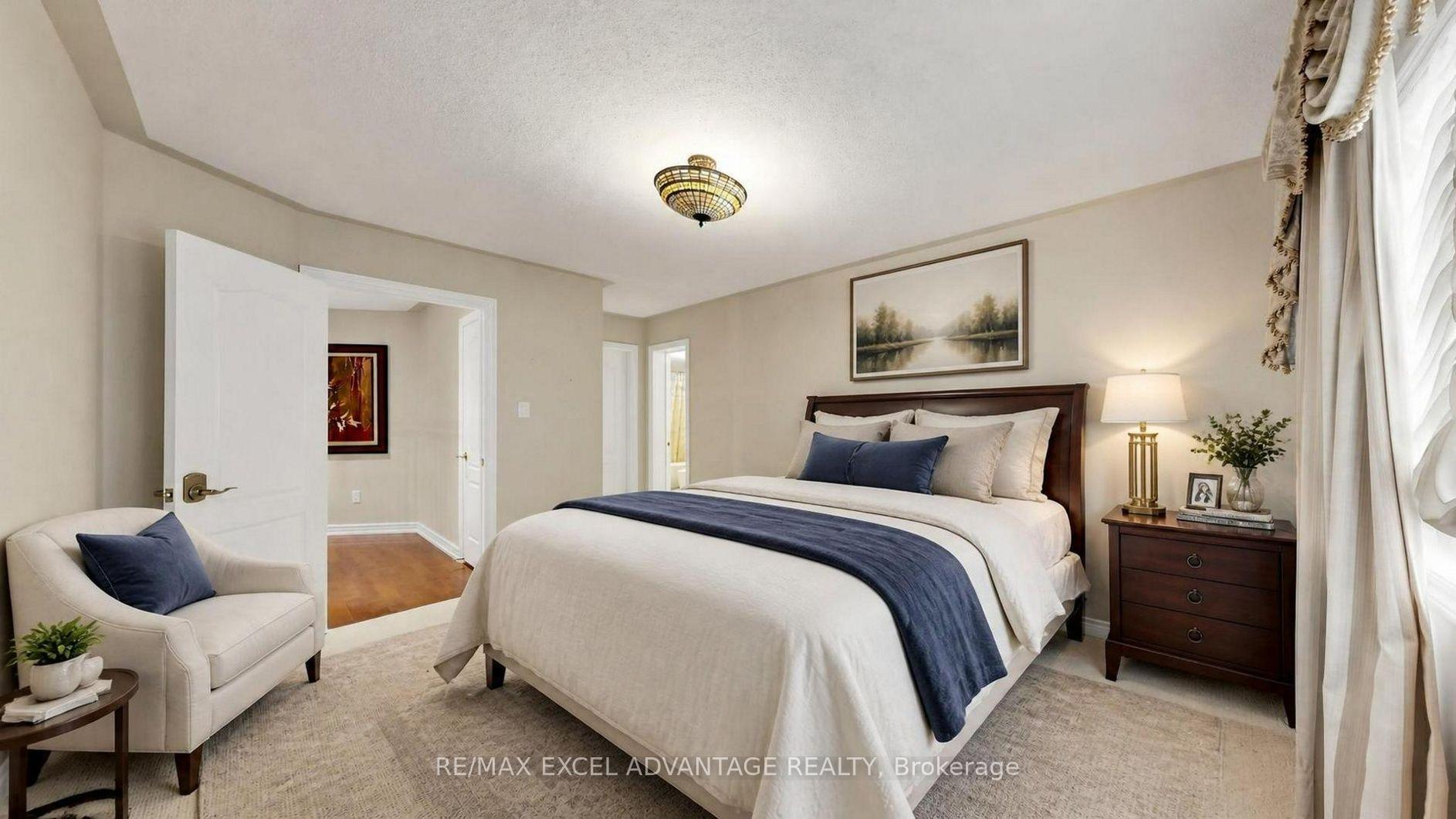 Photo 28 of 42 Adastra Crescent, Markham, Victoria Manor-Jennings Gate — HOMEH