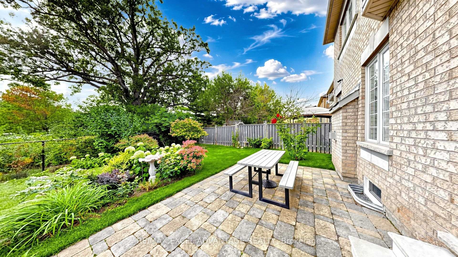 Photo 38 of 42 Adastra Crescent, Markham, Victoria Manor-Jennings Gate — HOMEH