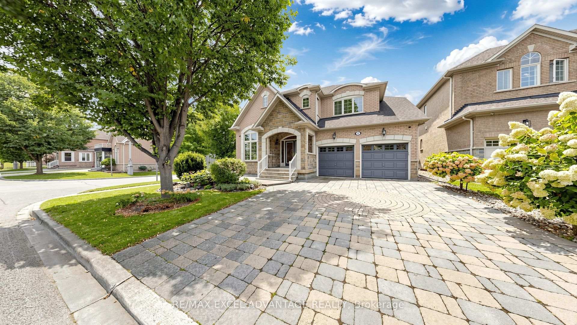 Photo 41 of 42 Adastra Crescent, Markham, Victoria Manor-Jennings Gate — HOMEH