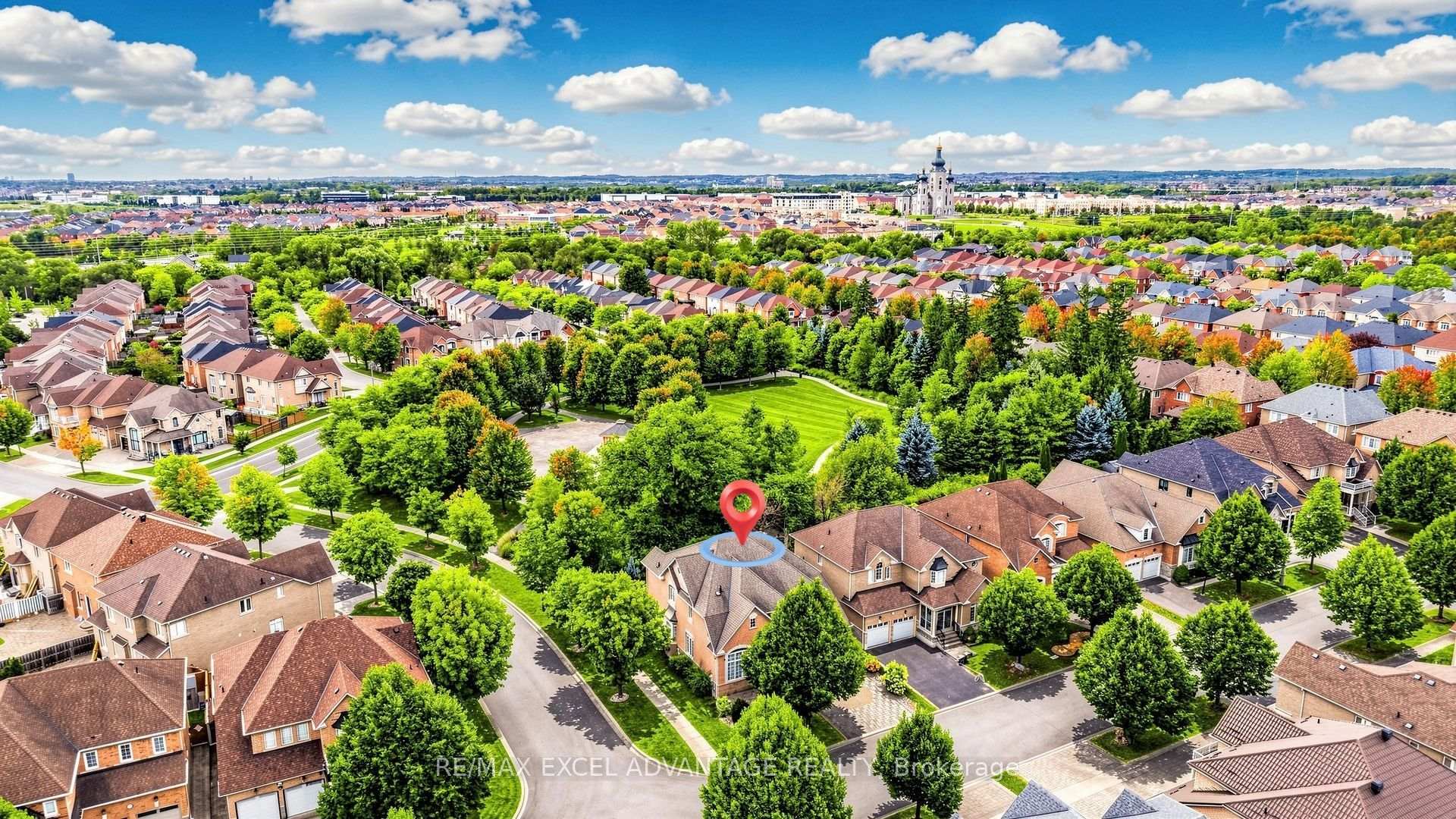 Photo 45 of 42 Adastra Crescent, Markham, Victoria Manor-Jennings Gate — HOMEH