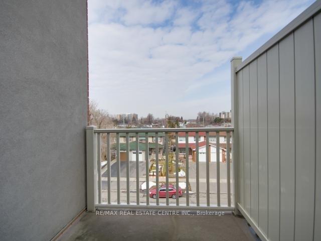 Photo 12 of Unit 208, 5 Richgrove Drive E, Etobicoke, Willowridge-Martingrove-Richview — HOMEH