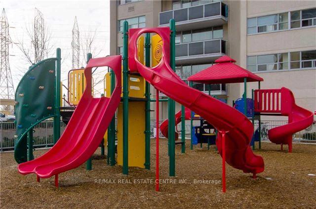 Photo 17 of Unit 208, 5 Richgrove Drive E, Etobicoke, Willowridge-Martingrove-Richview — HOMEH