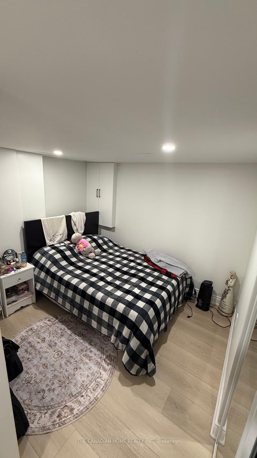 Photo 10 of 1261 Rose Way, Milton, Cobban — HOMEH