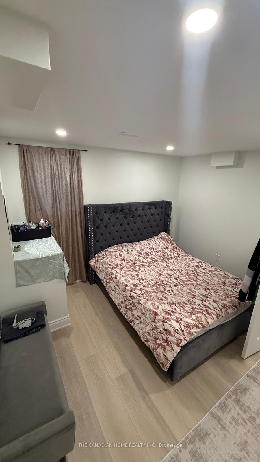 Photo 13 of 1261 Rose Way, Milton, Cobban — HOMEH