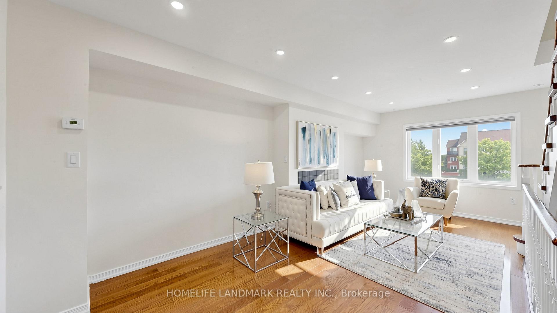 Photo 3 of 70 Sanctuary Way, Markham, Greensborough — HOMEH