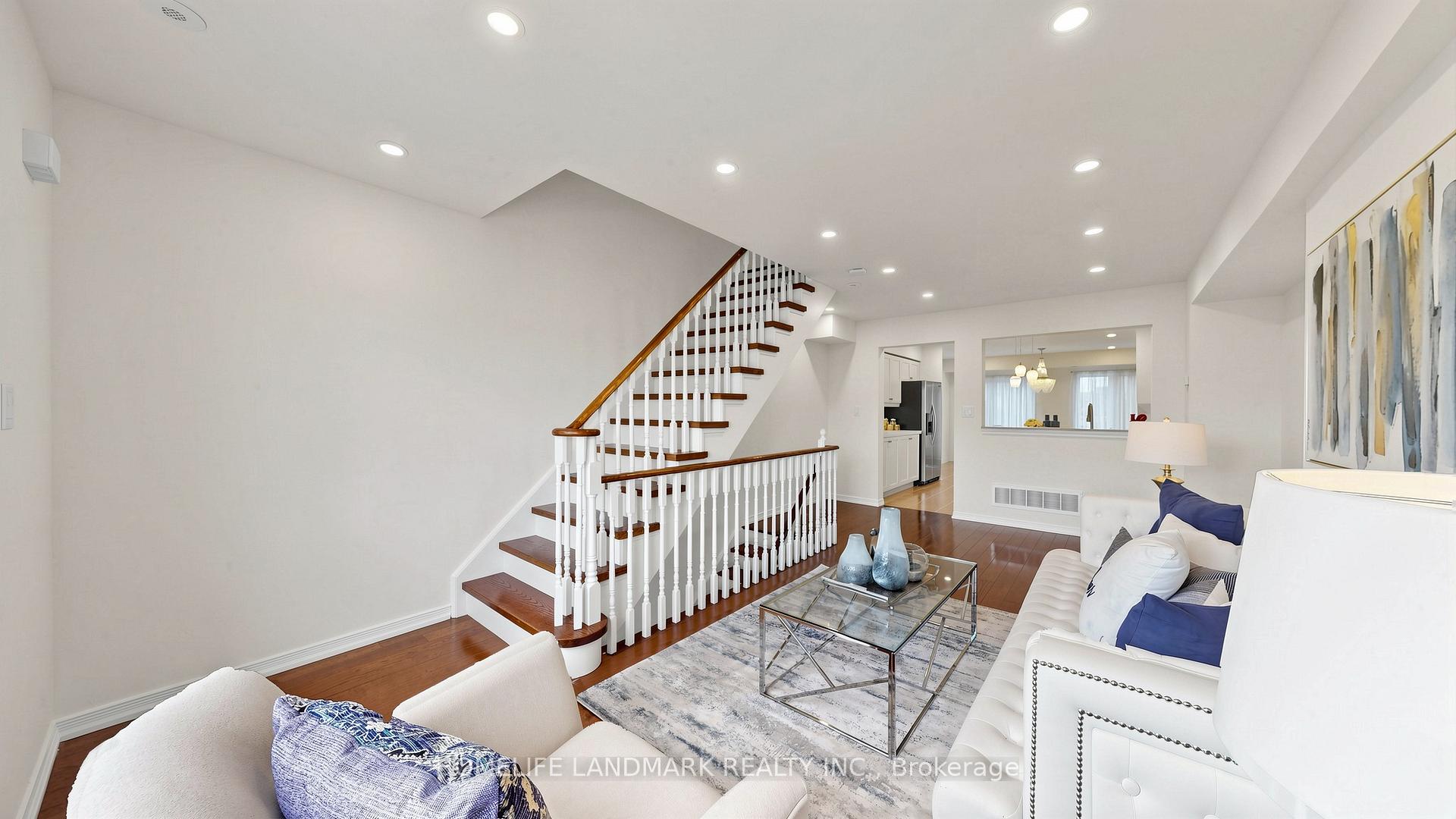Photo 6 of 70 Sanctuary Way, Markham, Greensborough — HOMEH