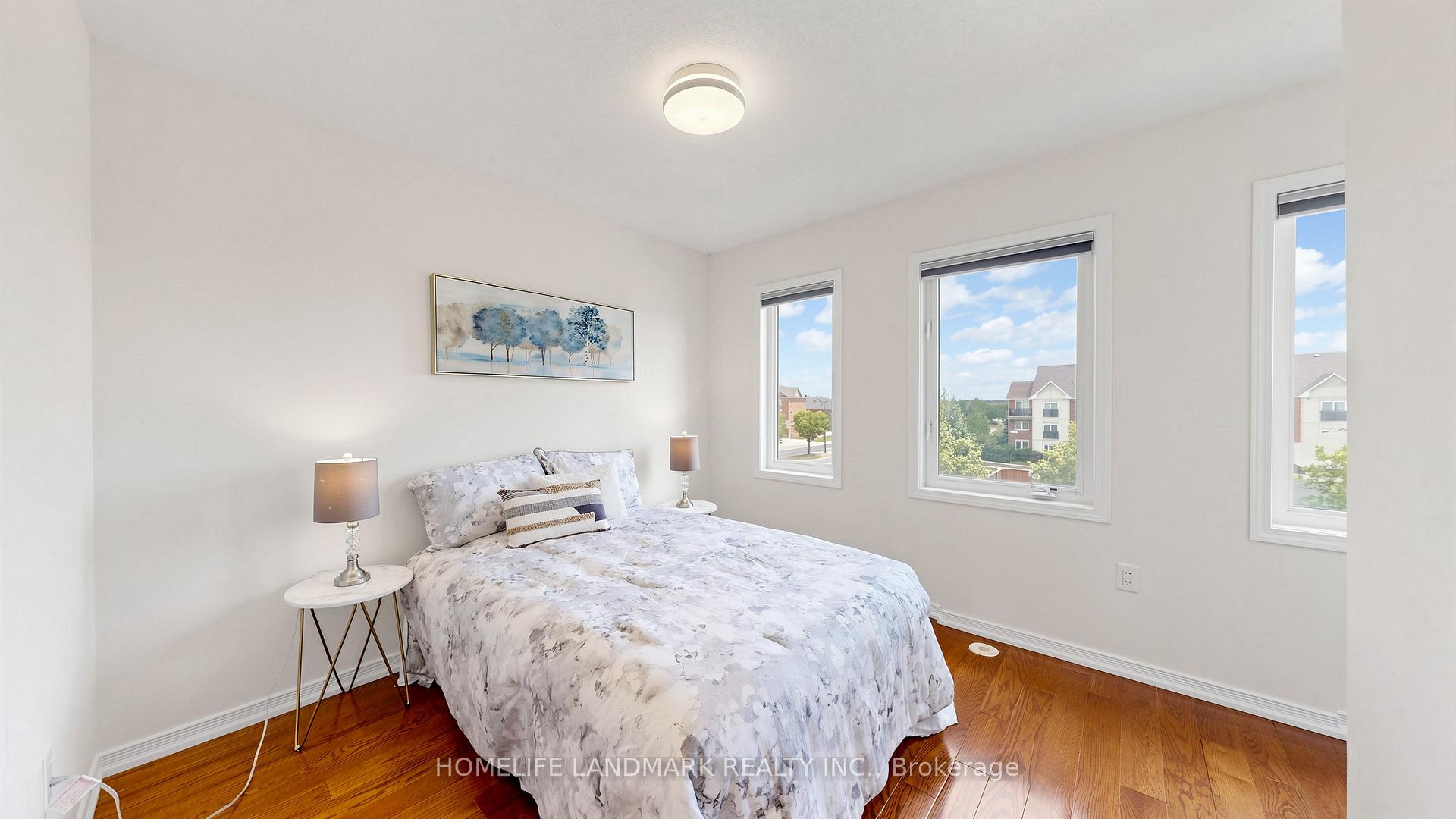 Photo 23 of 70 Sanctuary Way, Markham, Greensborough — HOMEH