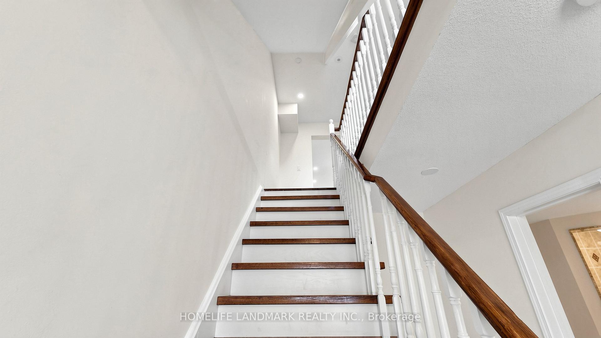 Photo 27 of 70 Sanctuary Way, Markham, Greensborough — HOMEH