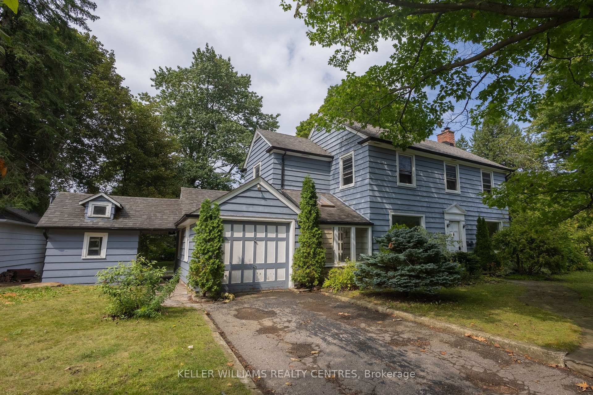 Photo 1 of 34 Cousins Drive, Aurora, Aurora Village — HOMEH