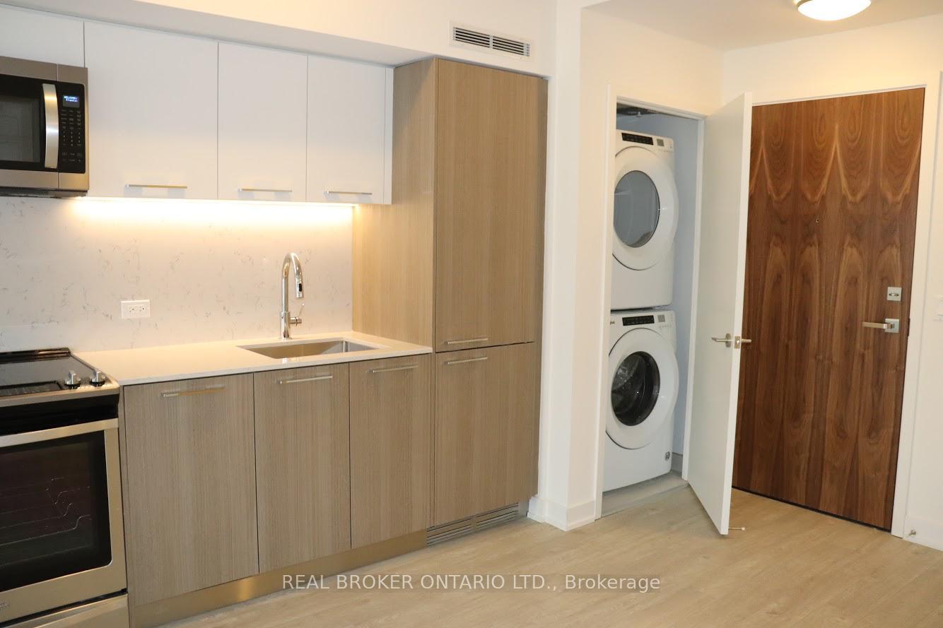 Photo 10 of Unit 717, 15 Baseball Place, Toronto, South Riverdale — HOMEH