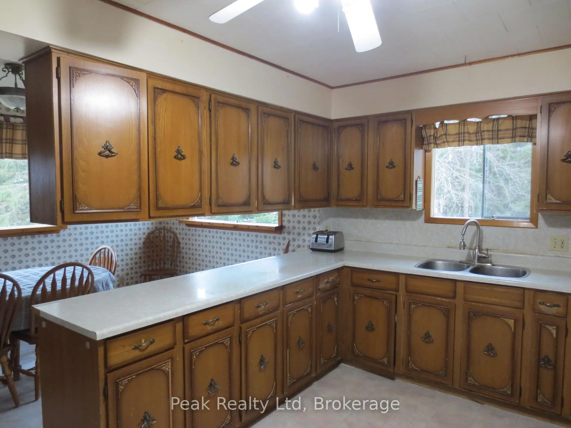 Photo 3 of 6687 Line 71 W, North Perth, Elma — HOMEH