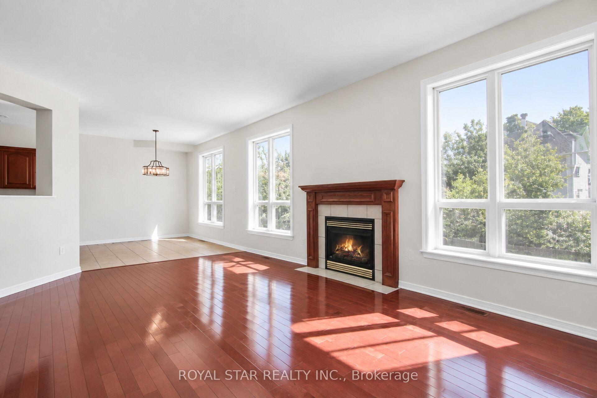 Photo 18 of 512 Stonechurch Way, Ottawa, Barrhaven - Cedargrove/Fraserdale — HOMEH