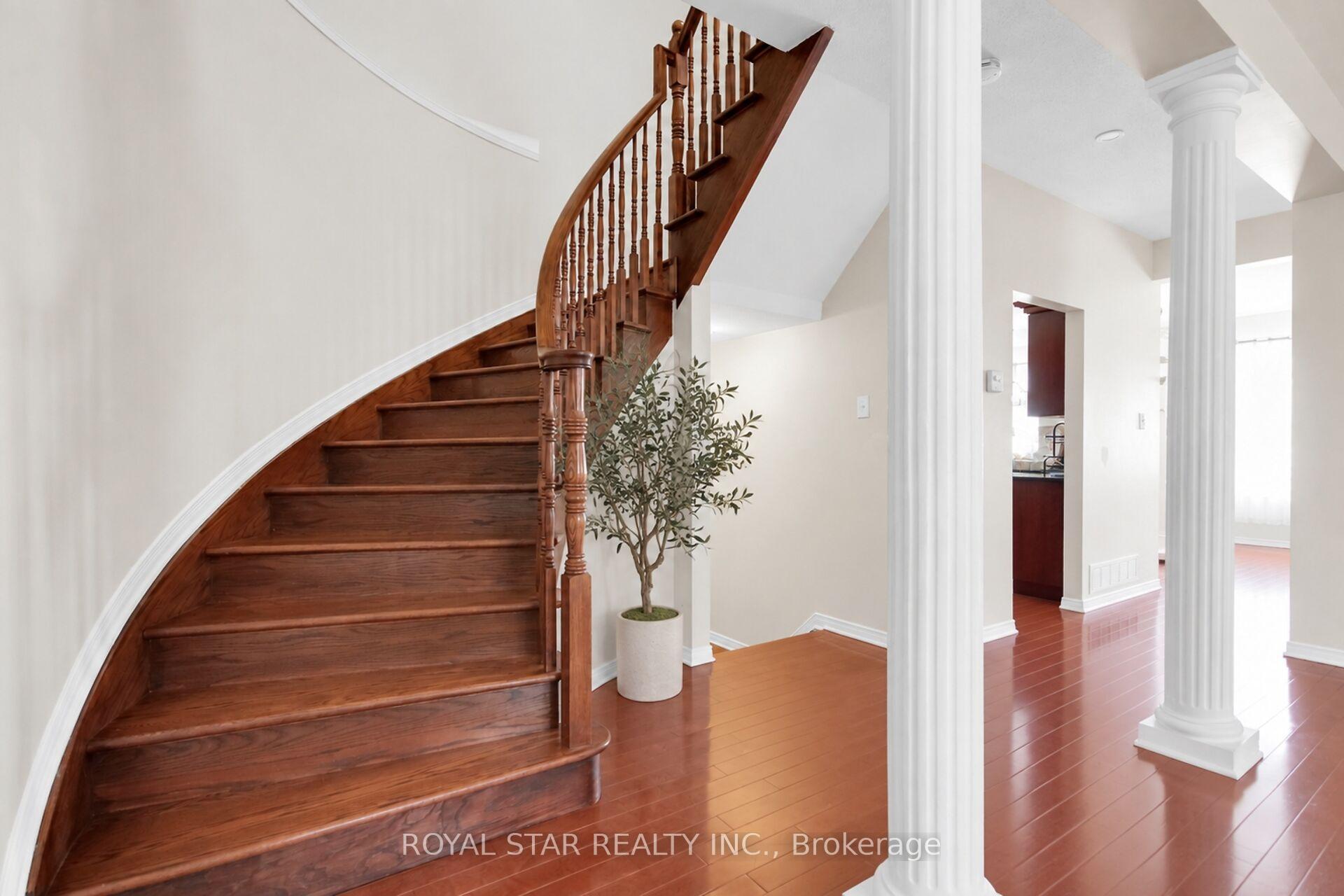 Photo 21 of 512 Stonechurch Way, Ottawa, Barrhaven - Cedargrove/Fraserdale — HOMEH