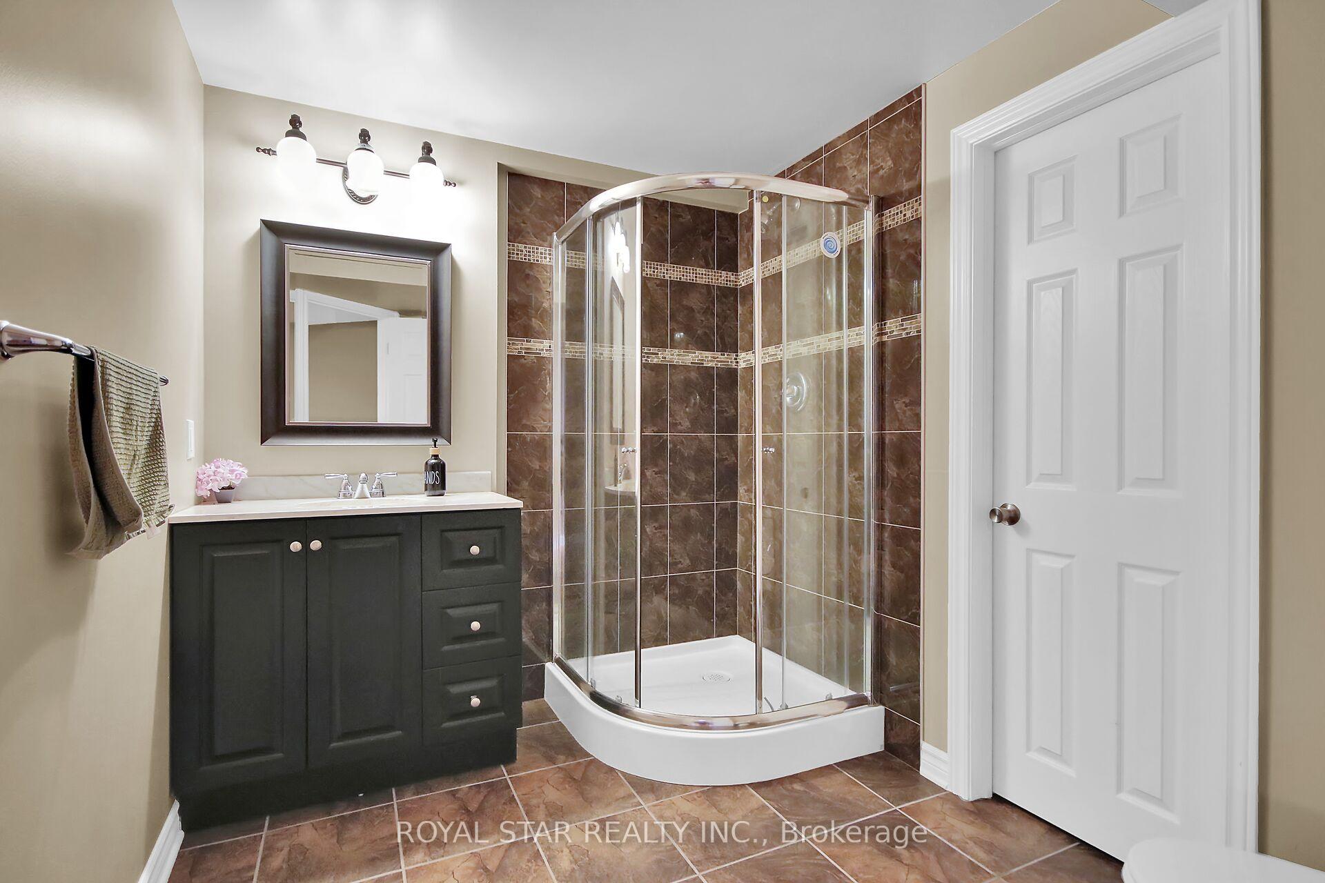 Photo 32 of 512 Stonechurch Way, Ottawa, Barrhaven - Cedargrove/Fraserdale — HOMEH