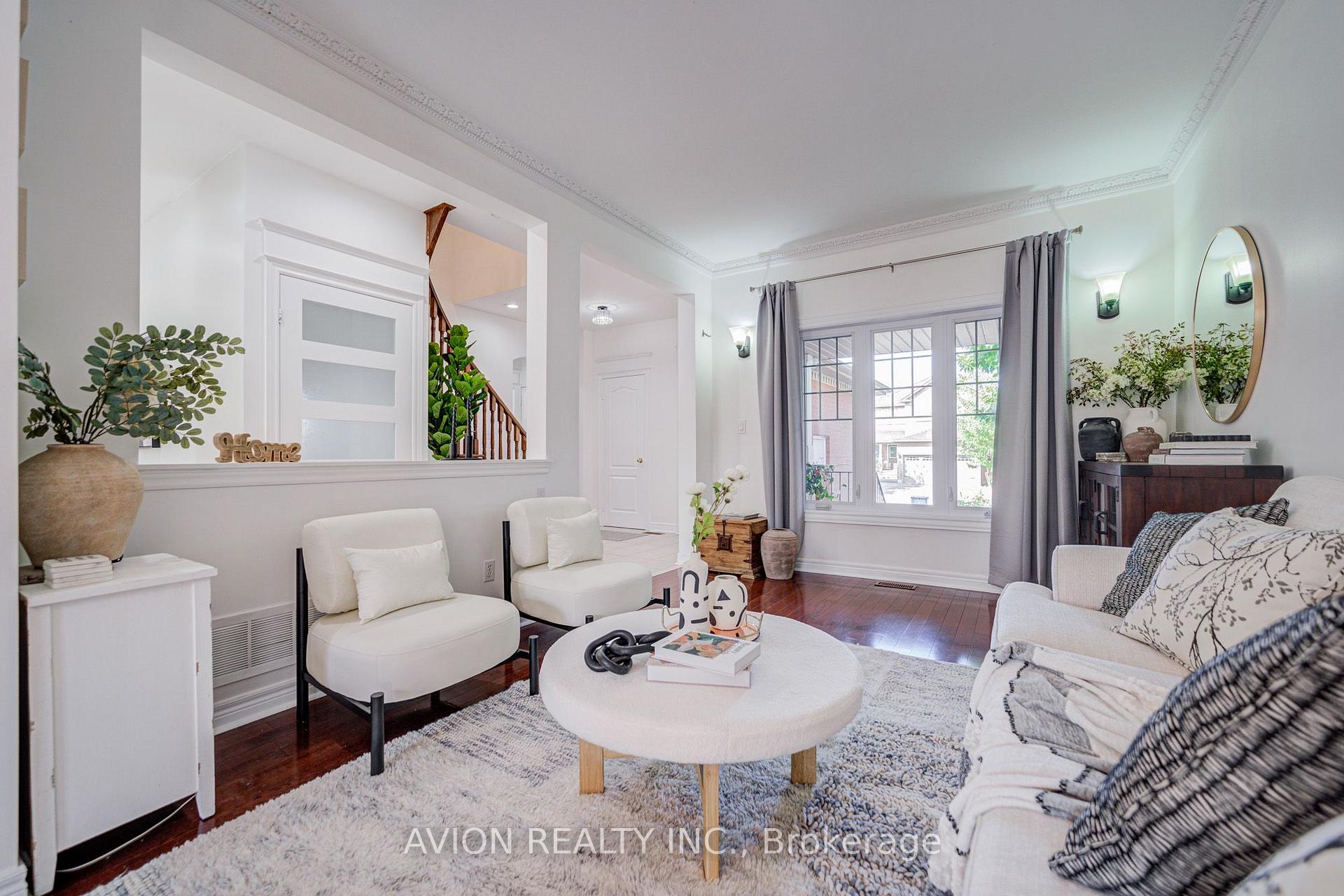 Photo 5 of 83 Stonebridge Boulevard, Scarborough, L'Amoreaux — HOMEH
