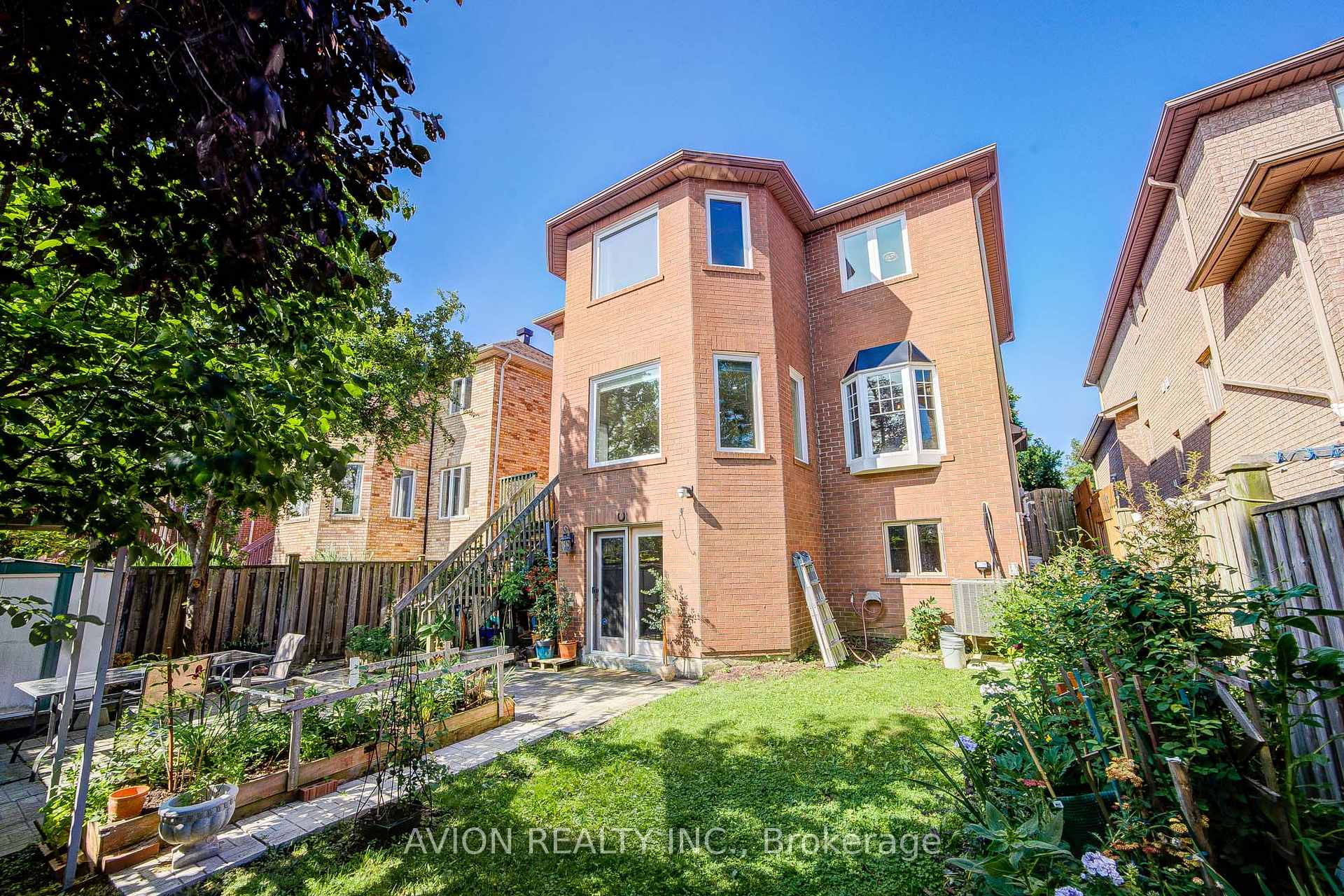 Photo 43 of 83 Stonebridge Boulevard, Scarborough, L'Amoreaux — HOMEH