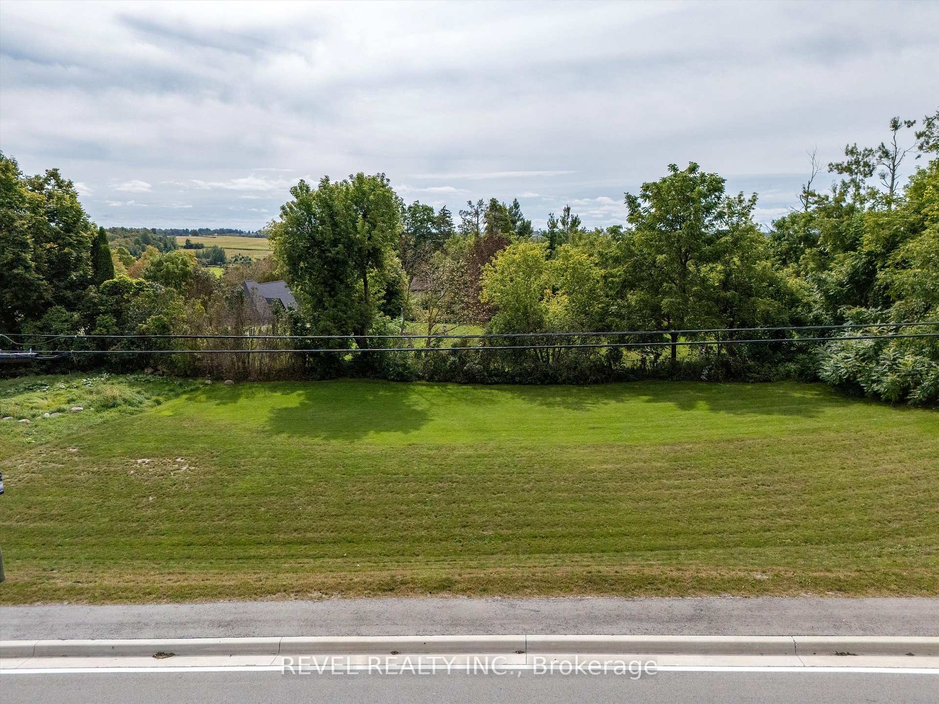 Photo 4 of 2245 Fourth Line, Innisfil, Churchill — HOMEH