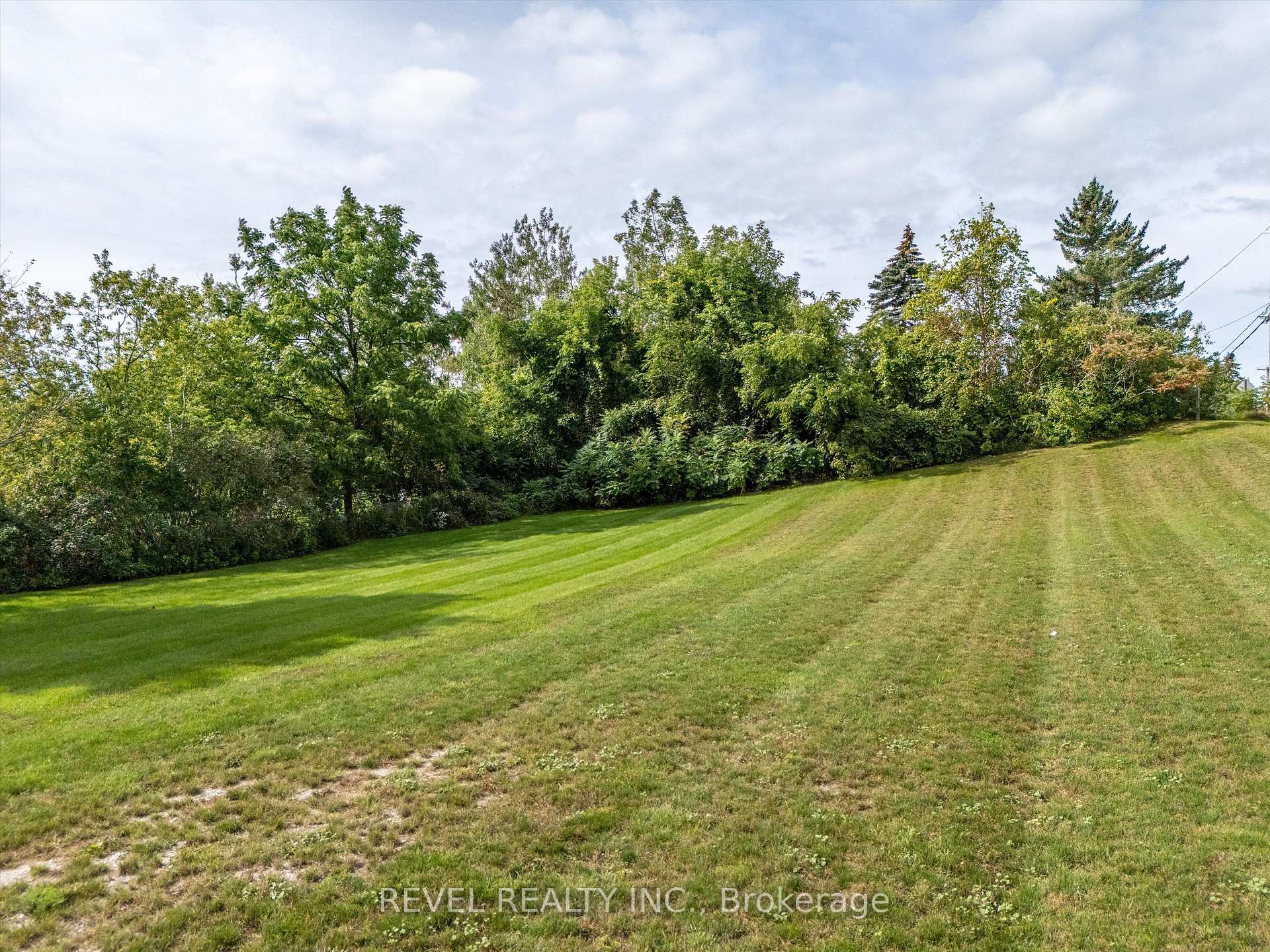 Photo 8 of 2245 Fourth Line, Innisfil, Churchill — HOMEH