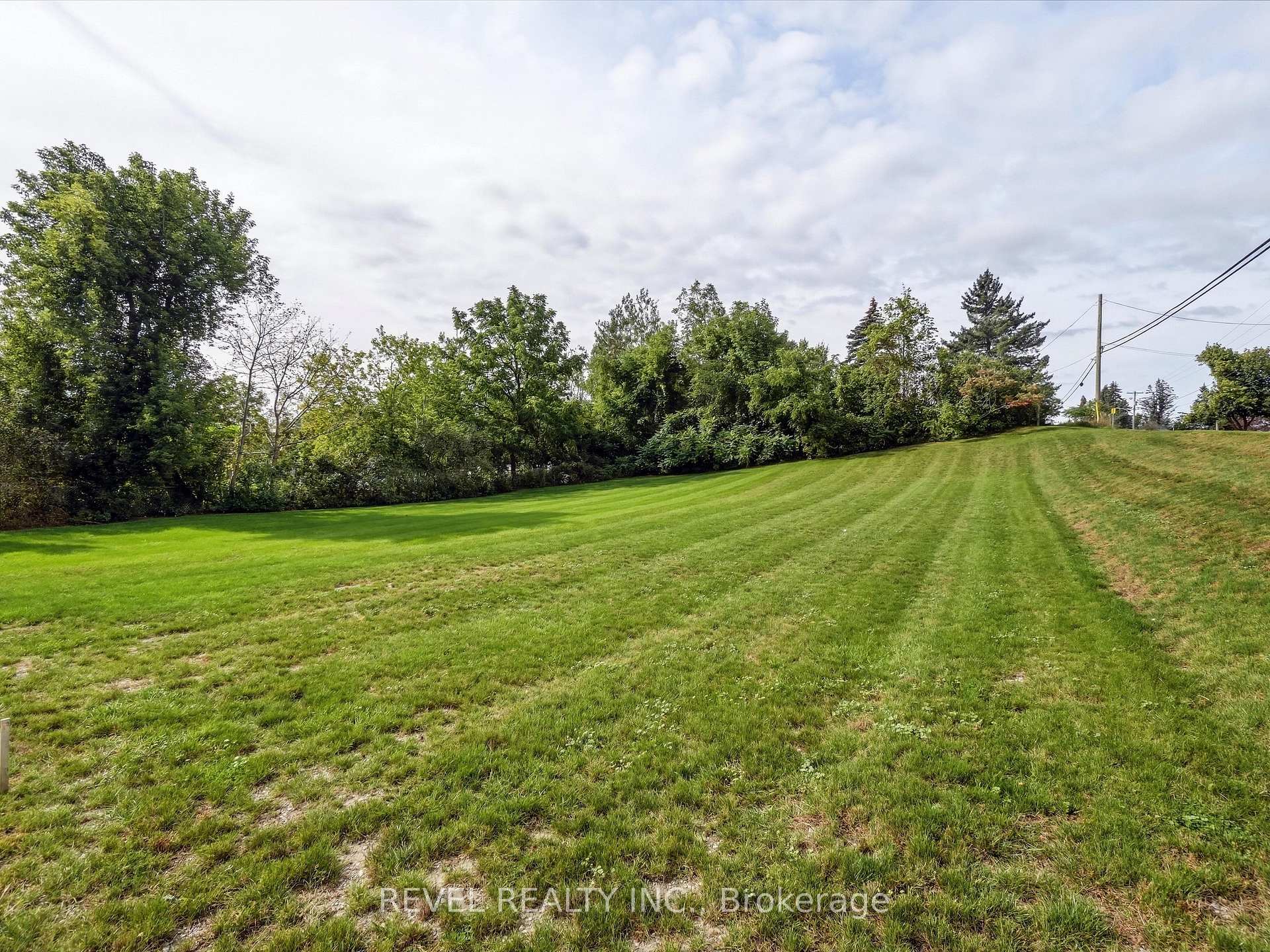Photo 11 of 2245 Fourth Line, Innisfil, Churchill — HOMEH