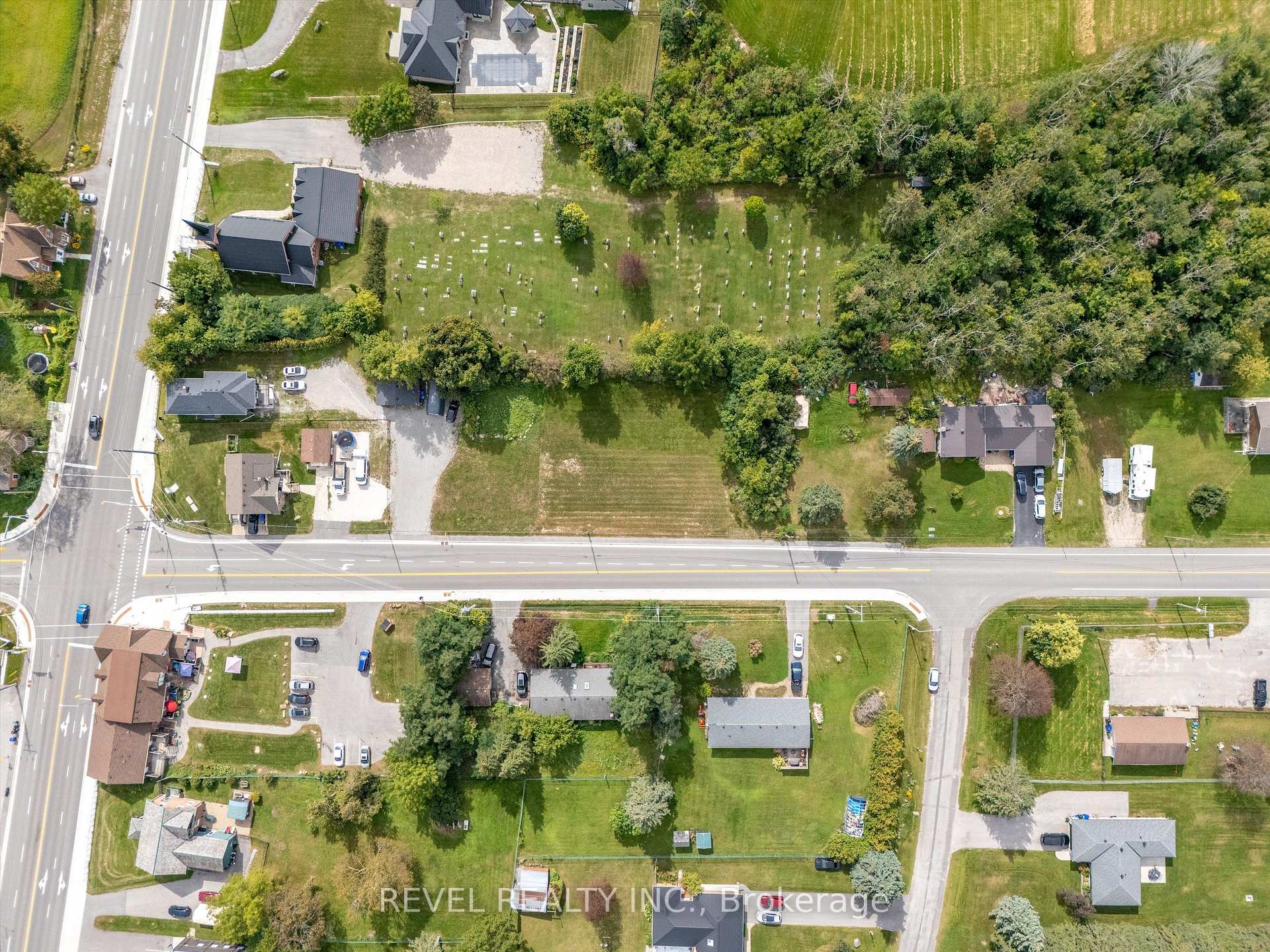 Photo 15 of 2245 Fourth Line, Innisfil, Churchill — HOMEH