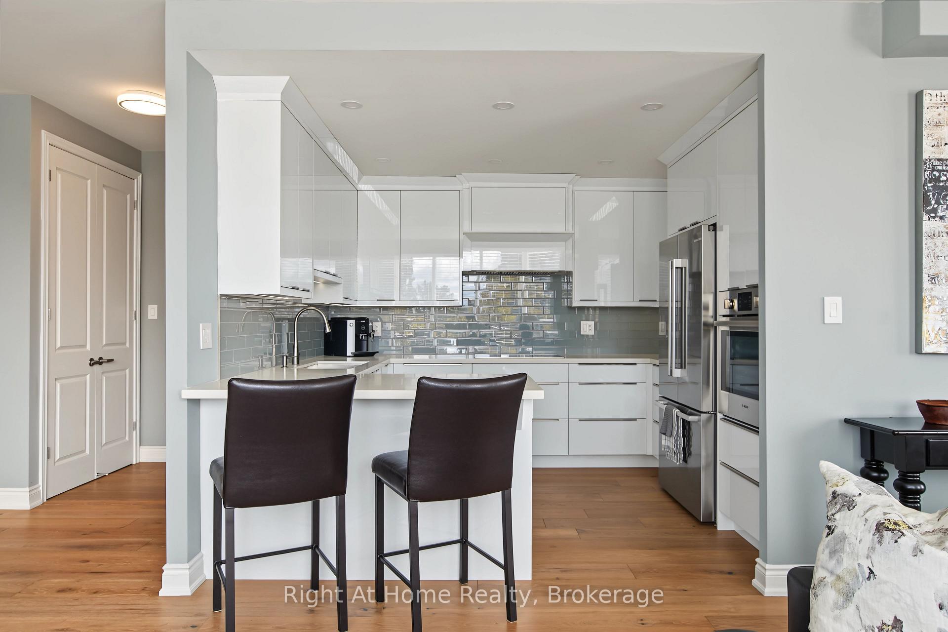 Photo 42 of Unit 603, 2121 Lakeshore Road, Burlington, Brant — HOMEH