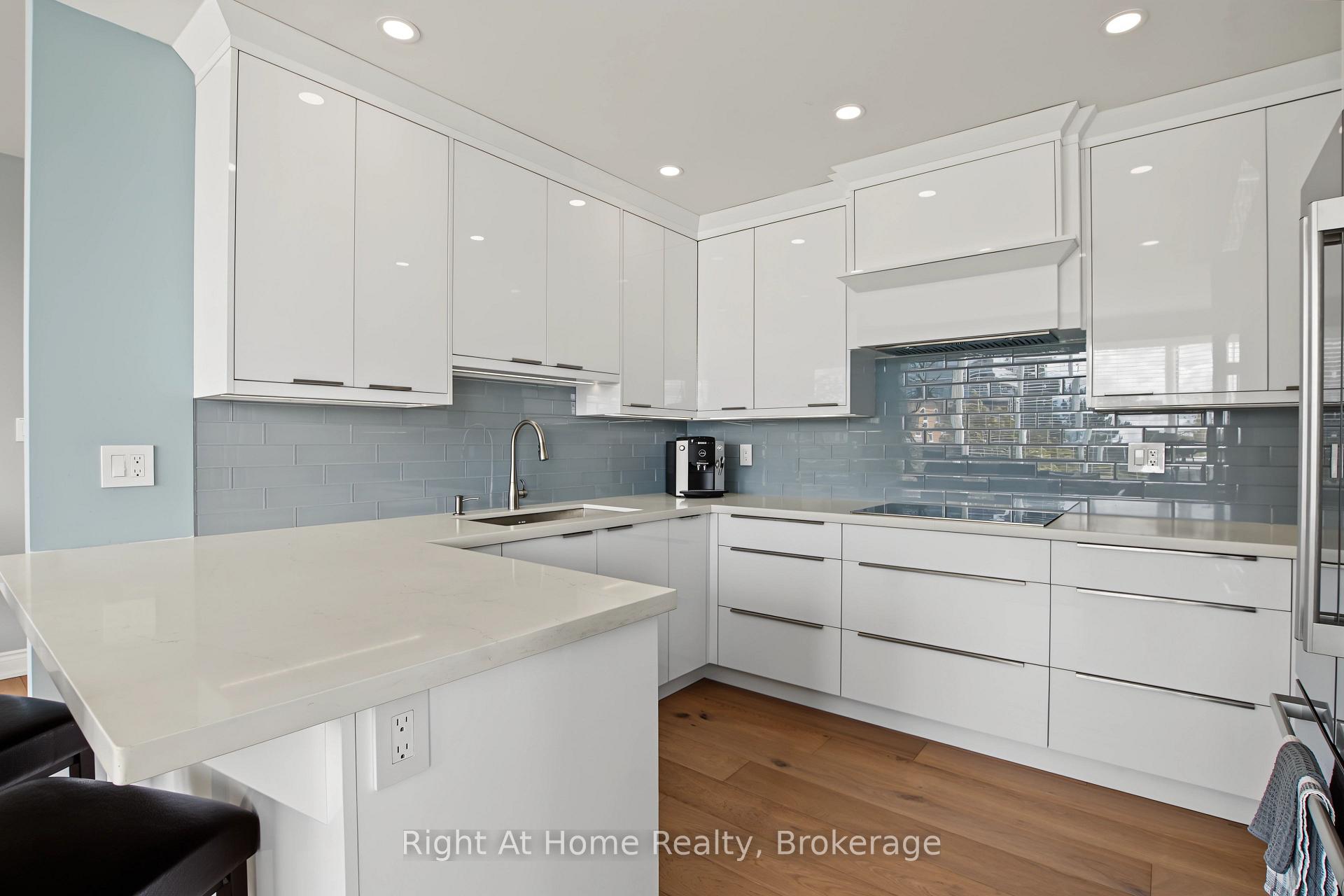 Photo 48 of Unit 603, 2121 Lakeshore Road, Burlington, Brant — HOMEH