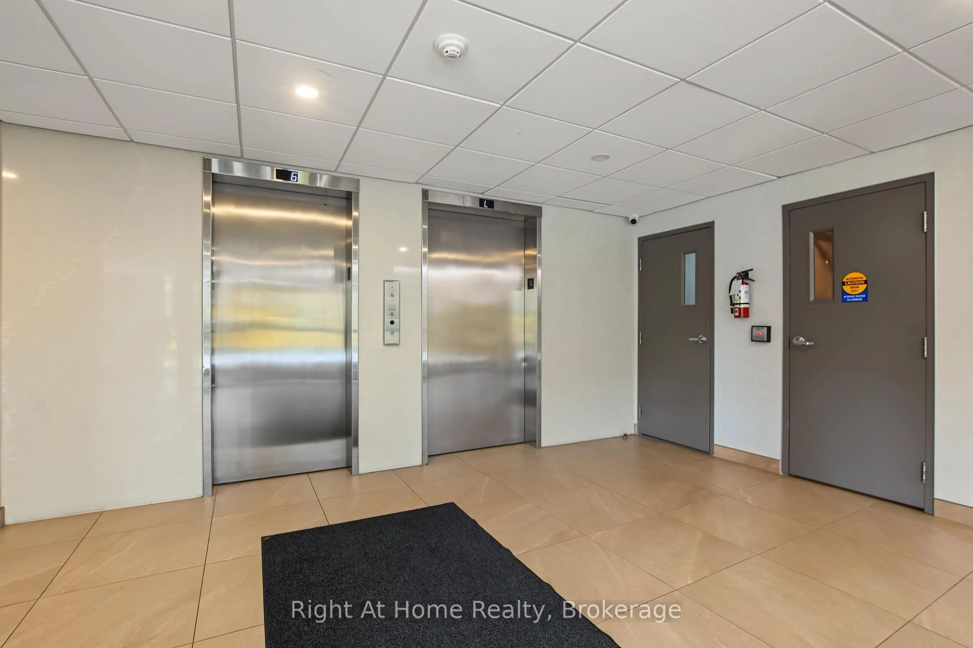 Photo 20 of Unit 603, 2121 Lakeshore Road, Burlington, Brant — HOMEH