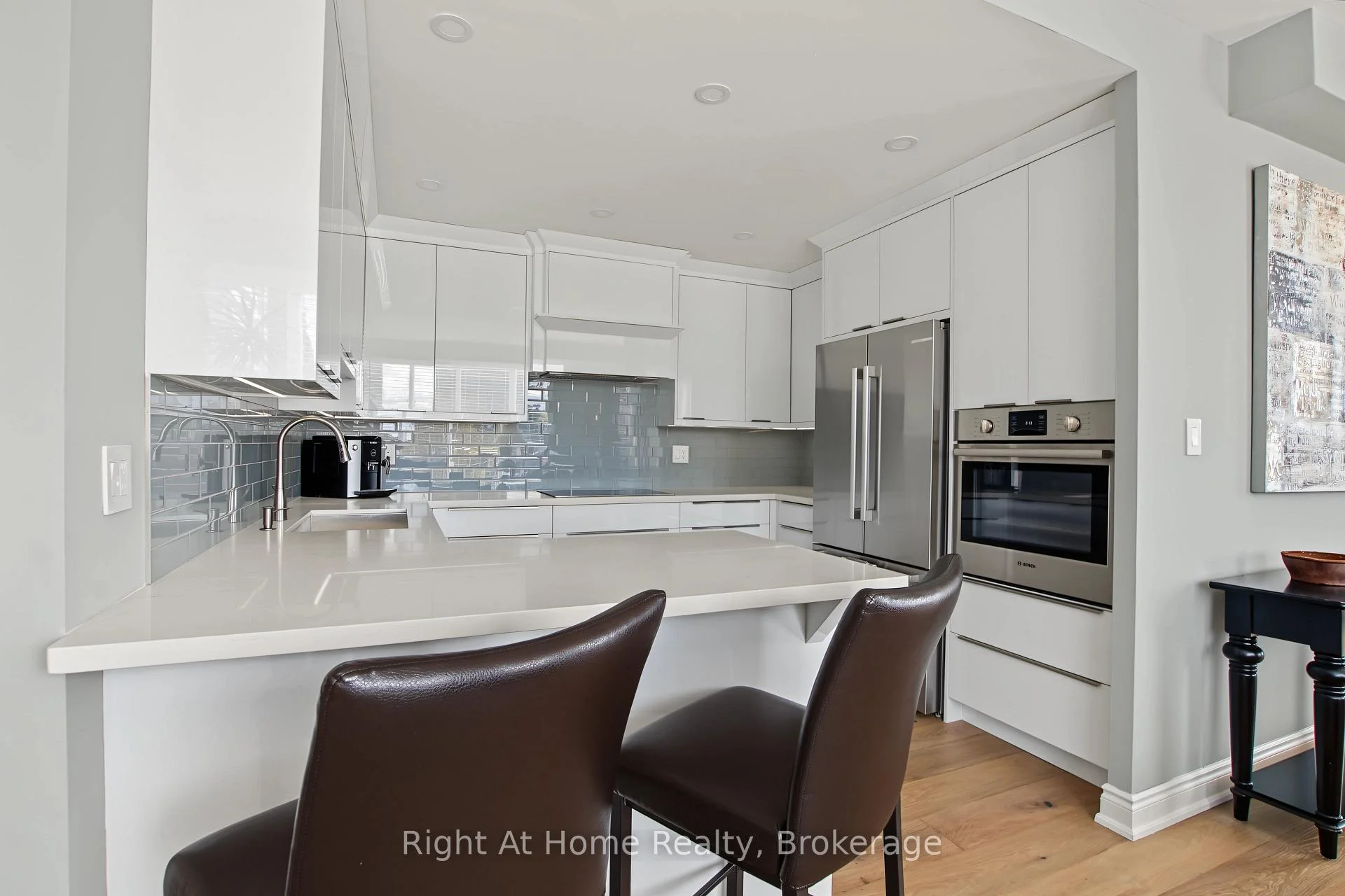 Photo 71 of Unit 603, 2121 Lakeshore Road, Burlington, Brant — HOMEH