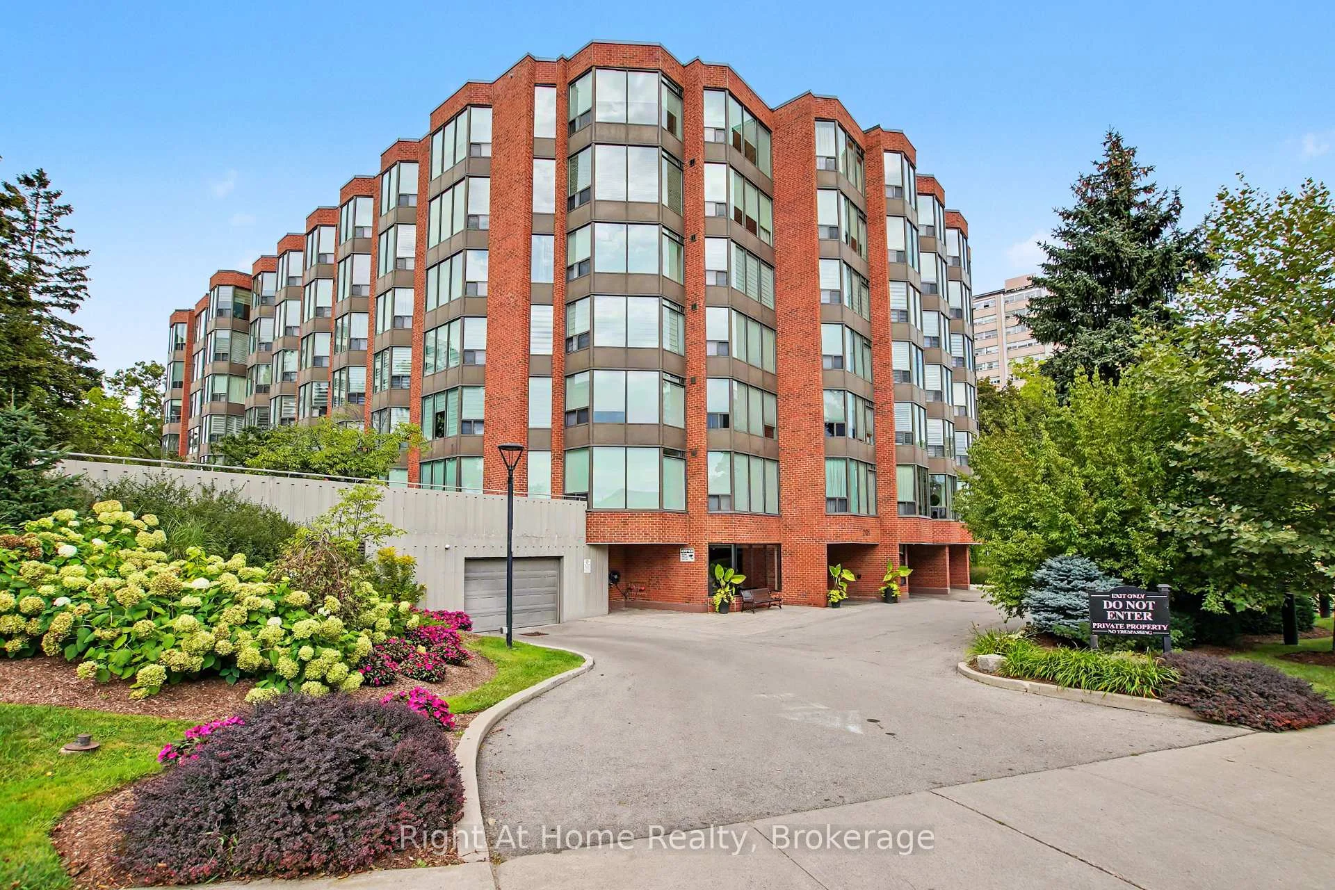 Photo 87 of Unit 603, 2121 Lakeshore Road, Burlington, Brant — HOMEH