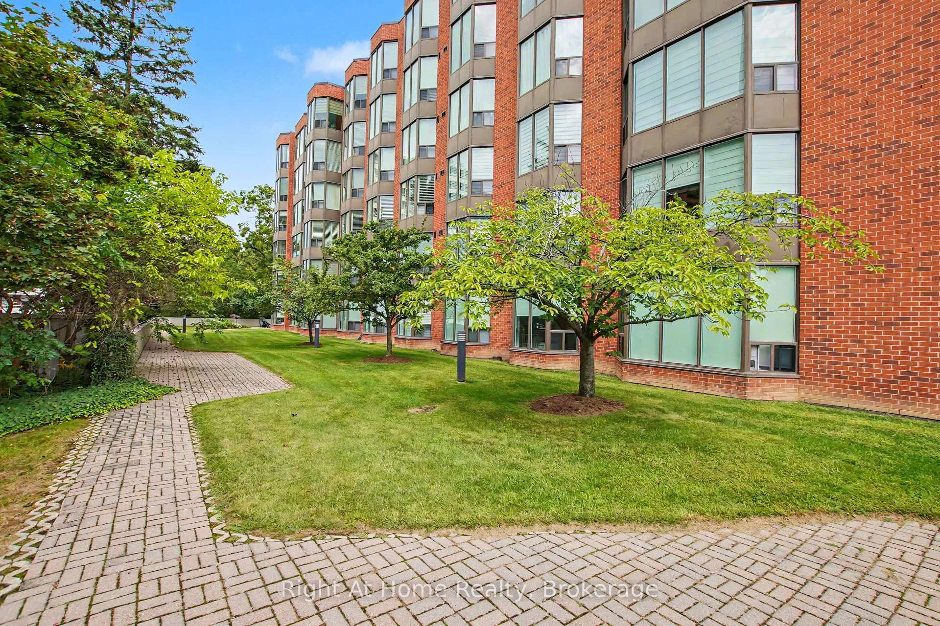 Photo 92 of Unit 603, 2121 Lakeshore Road, Burlington, Brant — HOMEH