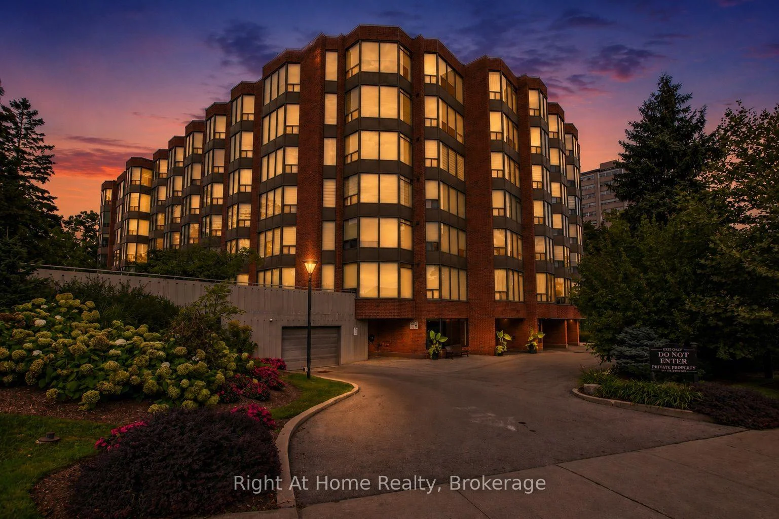 Photo 93 of Unit 603, 2121 Lakeshore Road, Burlington, Brant — HOMEH