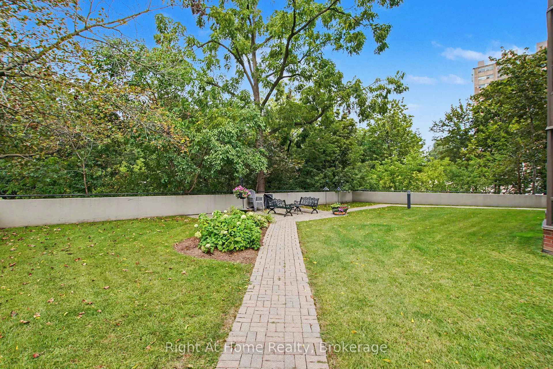 Photo 95 of Unit 603, 2121 Lakeshore Road, Burlington, Brant — HOMEH