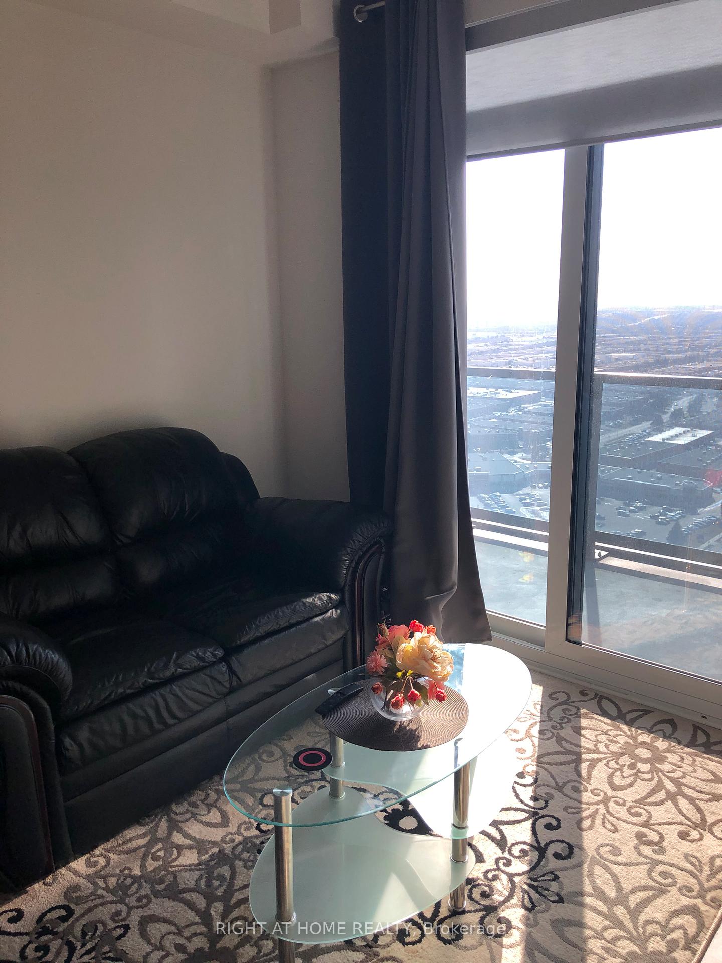 Photo 6 of Unit 2901, 3600 Highway 7 Road, Vaughan, Vaughan Corporate Centre — HOMEH