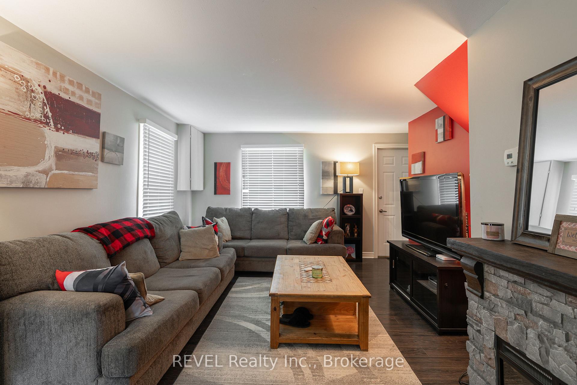 Photo 13 of 650 Deere Street, Welland, Lincoln/Crowland — HOMEH