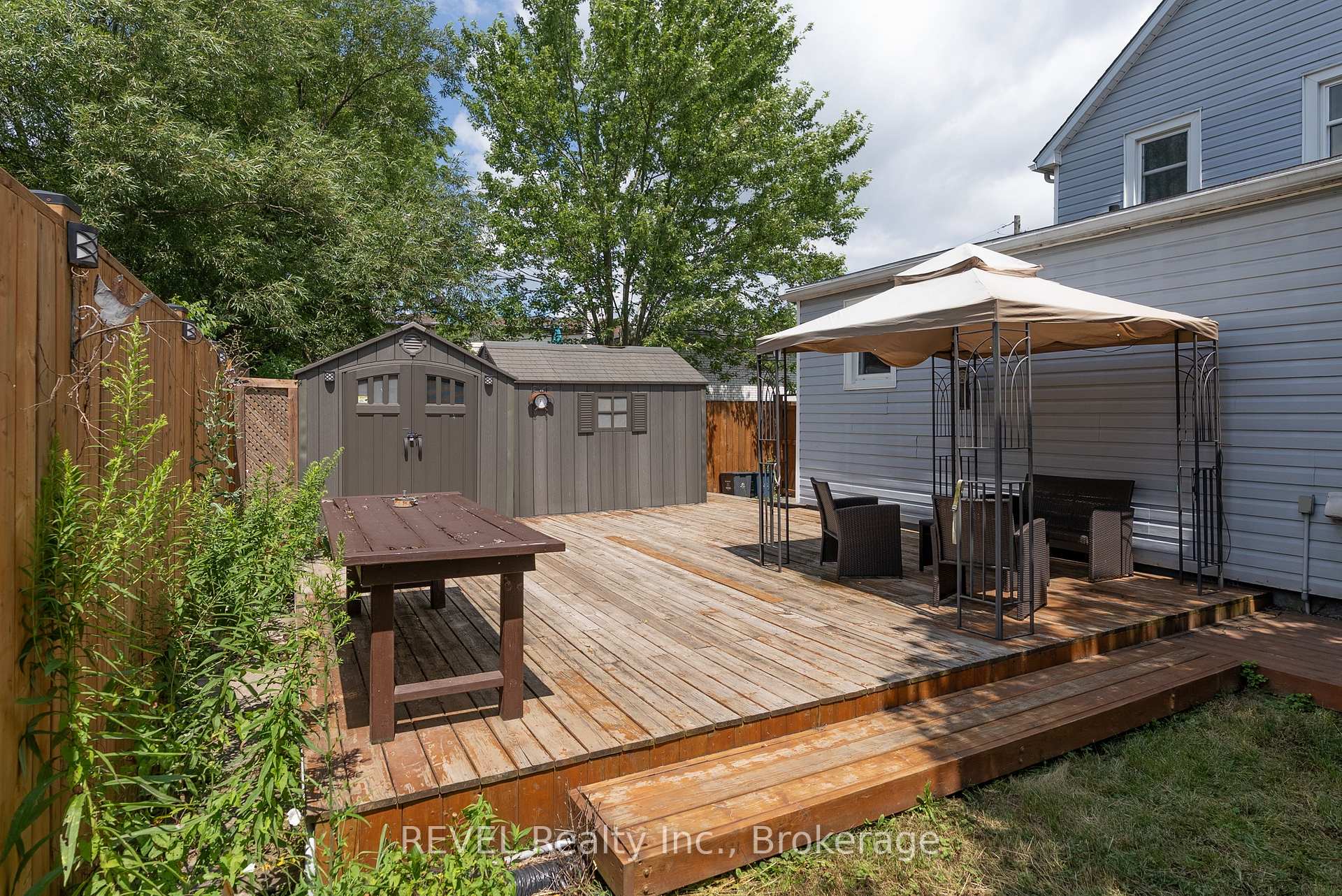Photo 25 of 650 Deere Street, Welland, Lincoln/Crowland — HOMEH
