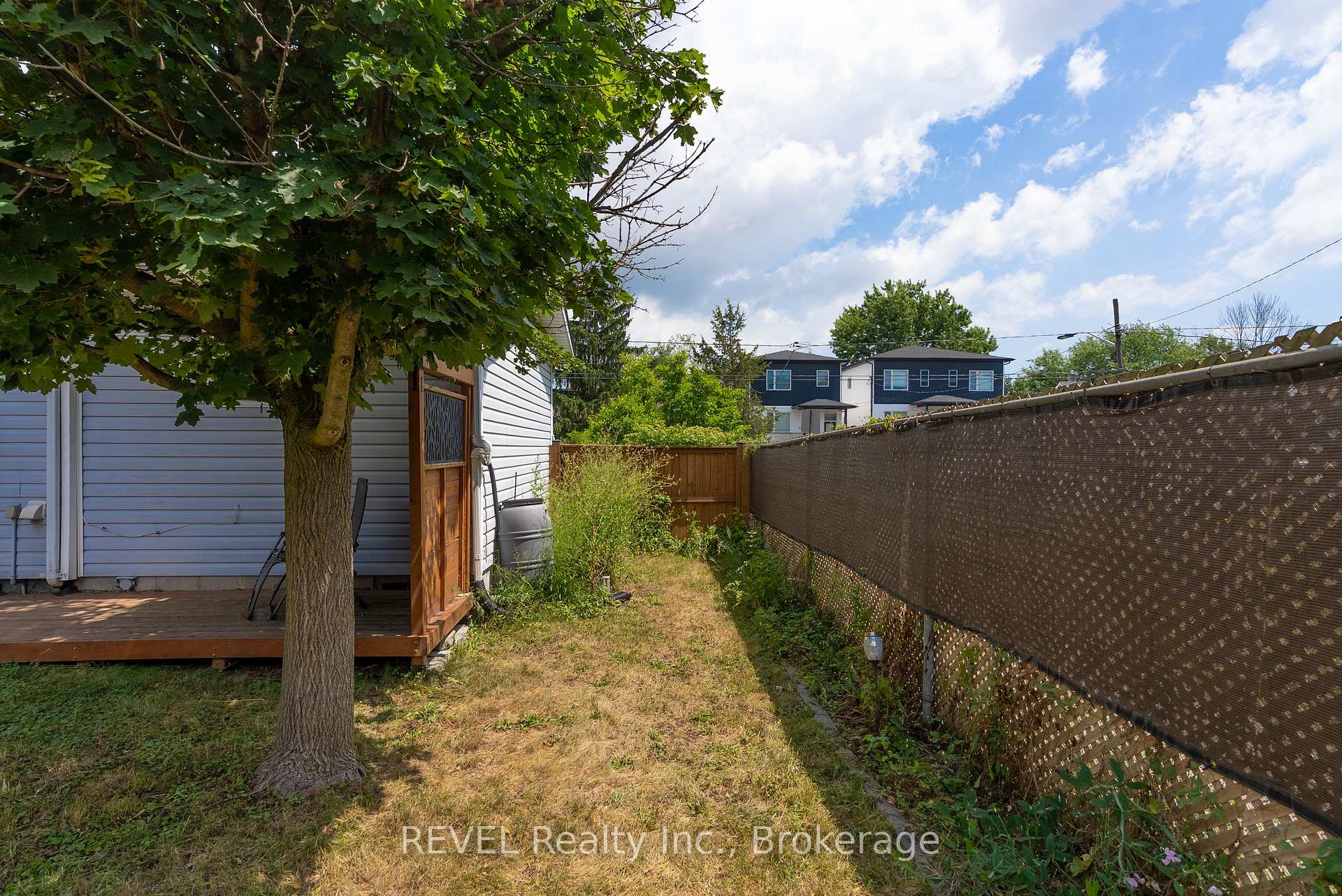 Photo 31 of 650 Deere Street, Welland, Lincoln/Crowland — HOMEH