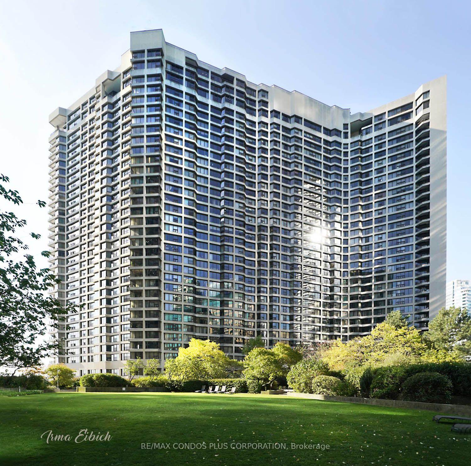 Photo 3 of Unit 3615, 55 Harbour Square, Toronto, Waterfront Communities — HOMEH