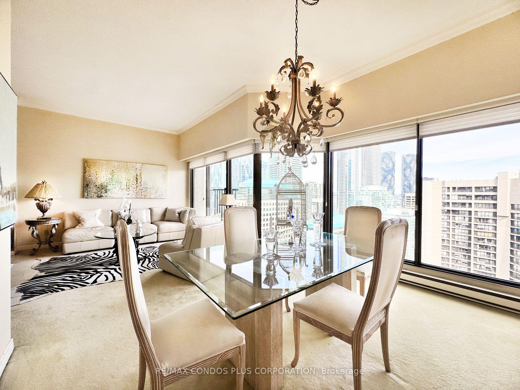 Photo 10 of Unit 3615, 55 Harbour Square, Toronto, Waterfront Communities — HOMEH