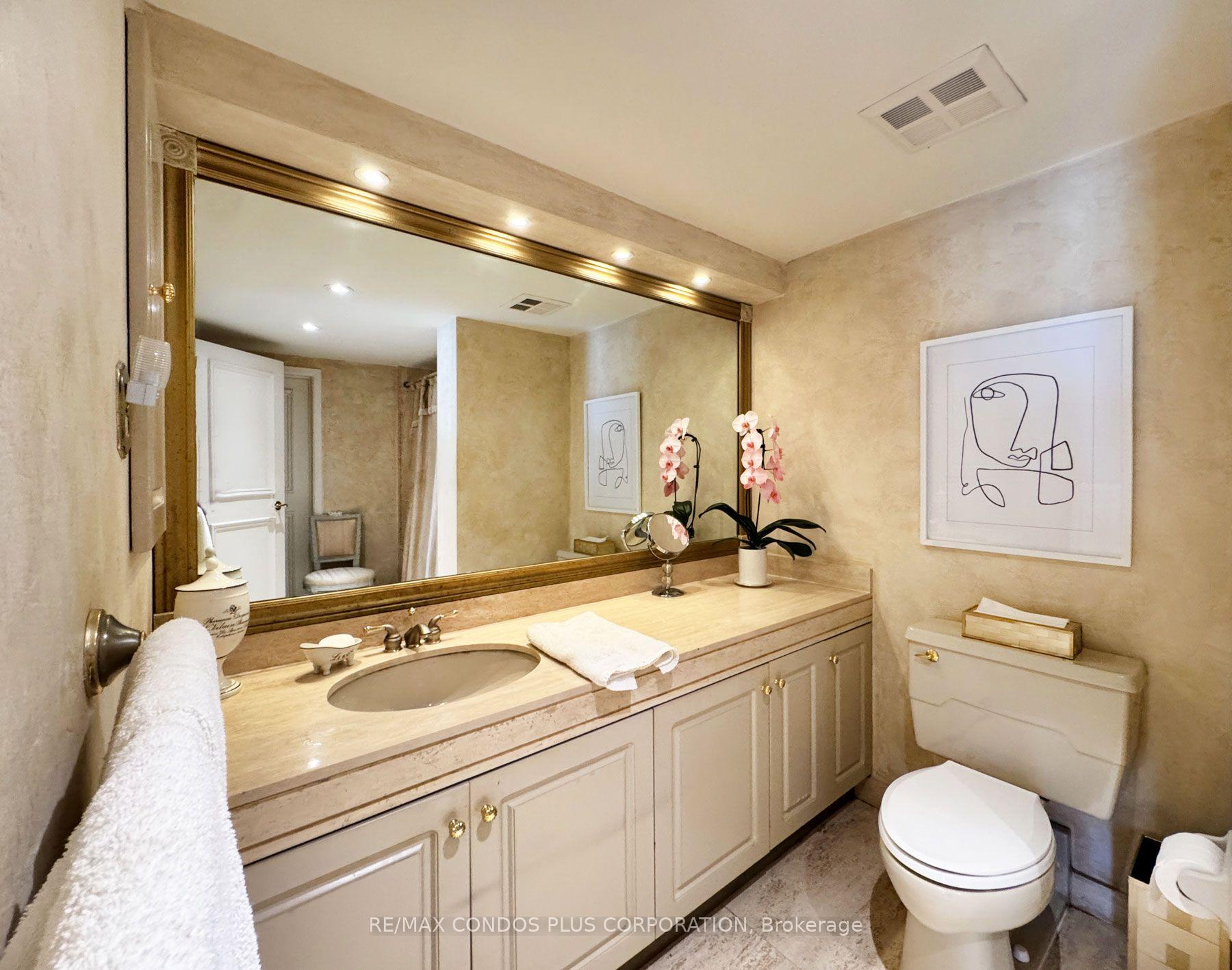 Photo 22 of Unit 3615, 55 Harbour Square, Toronto, Waterfront Communities — HOMEH