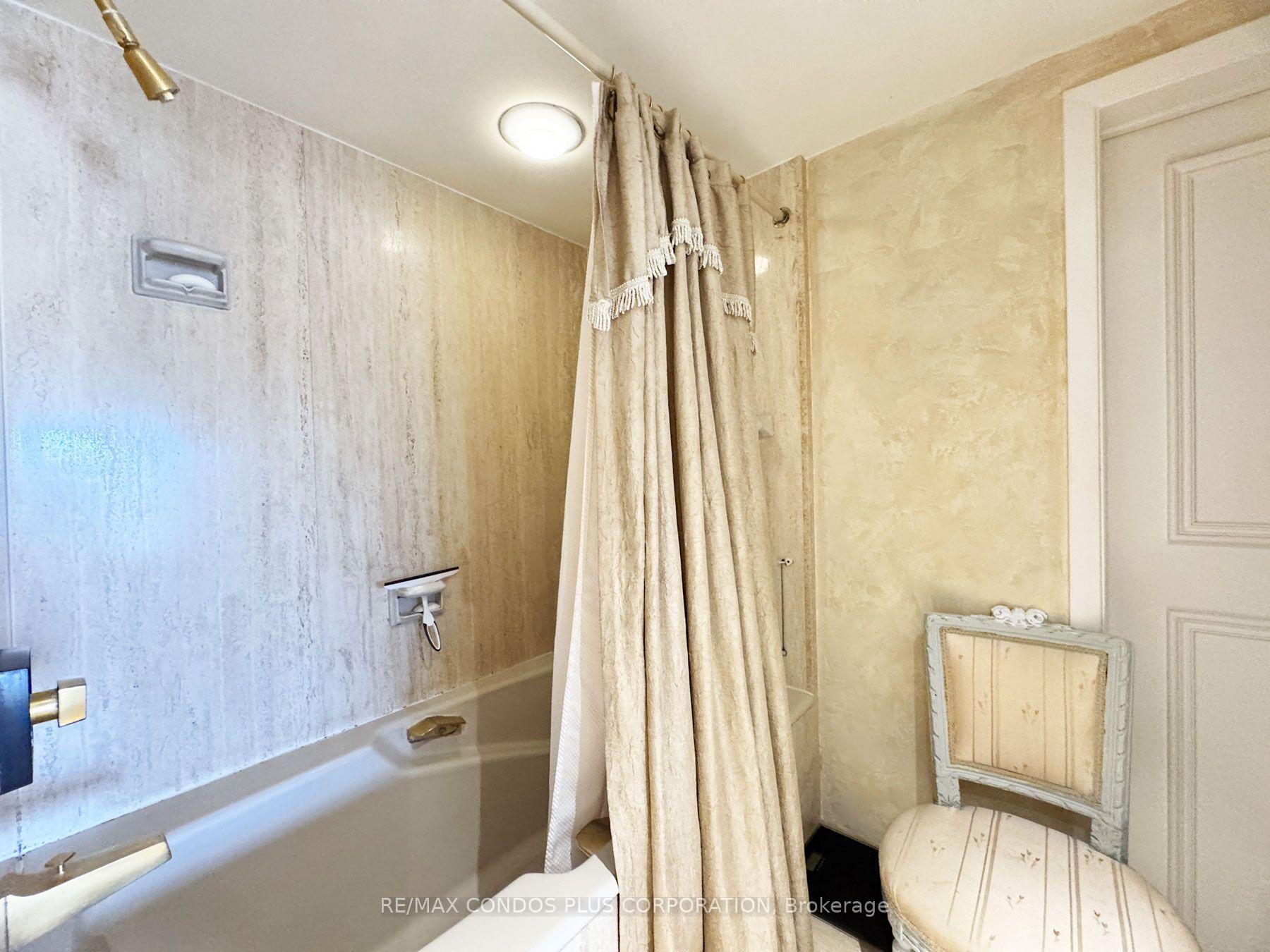 Photo 23 of Unit 3615, 55 Harbour Square, Toronto, Waterfront Communities — HOMEH