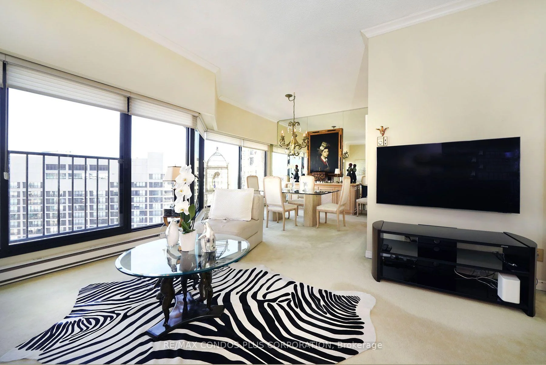 Photo 4 of Unit 3615, 55 Harbour Square, Toronto, Waterfront Communities — HOMEH