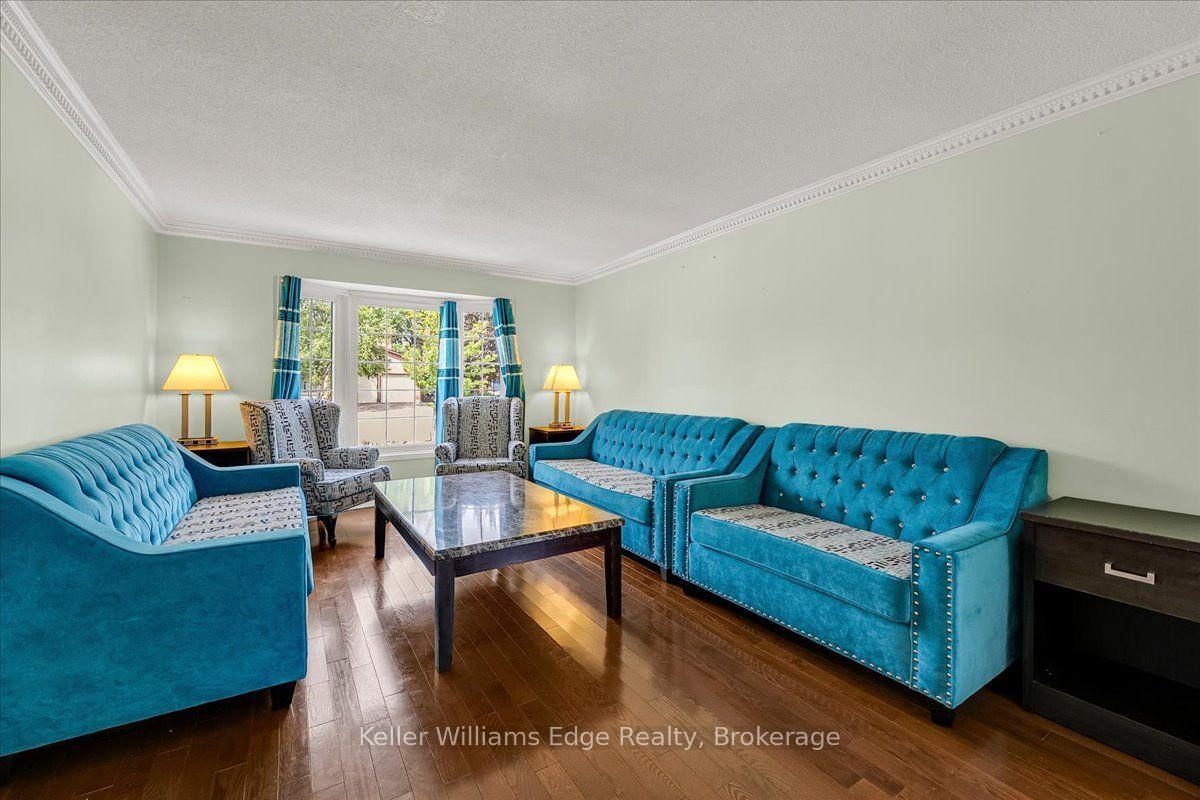 Photo 10 of 3346 Palmer Drive, Burlington, Palmer — HOMEH