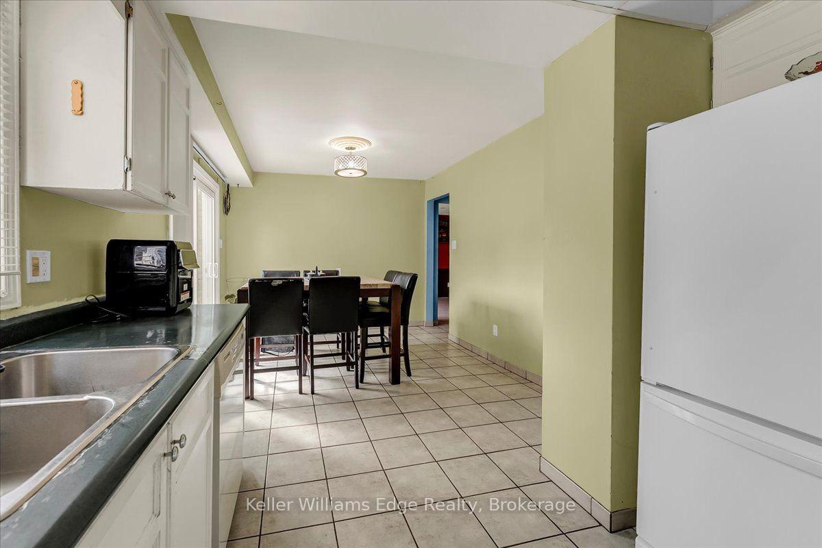 Photo 21 of 3346 Palmer Drive, Burlington, Palmer — HOMEH
