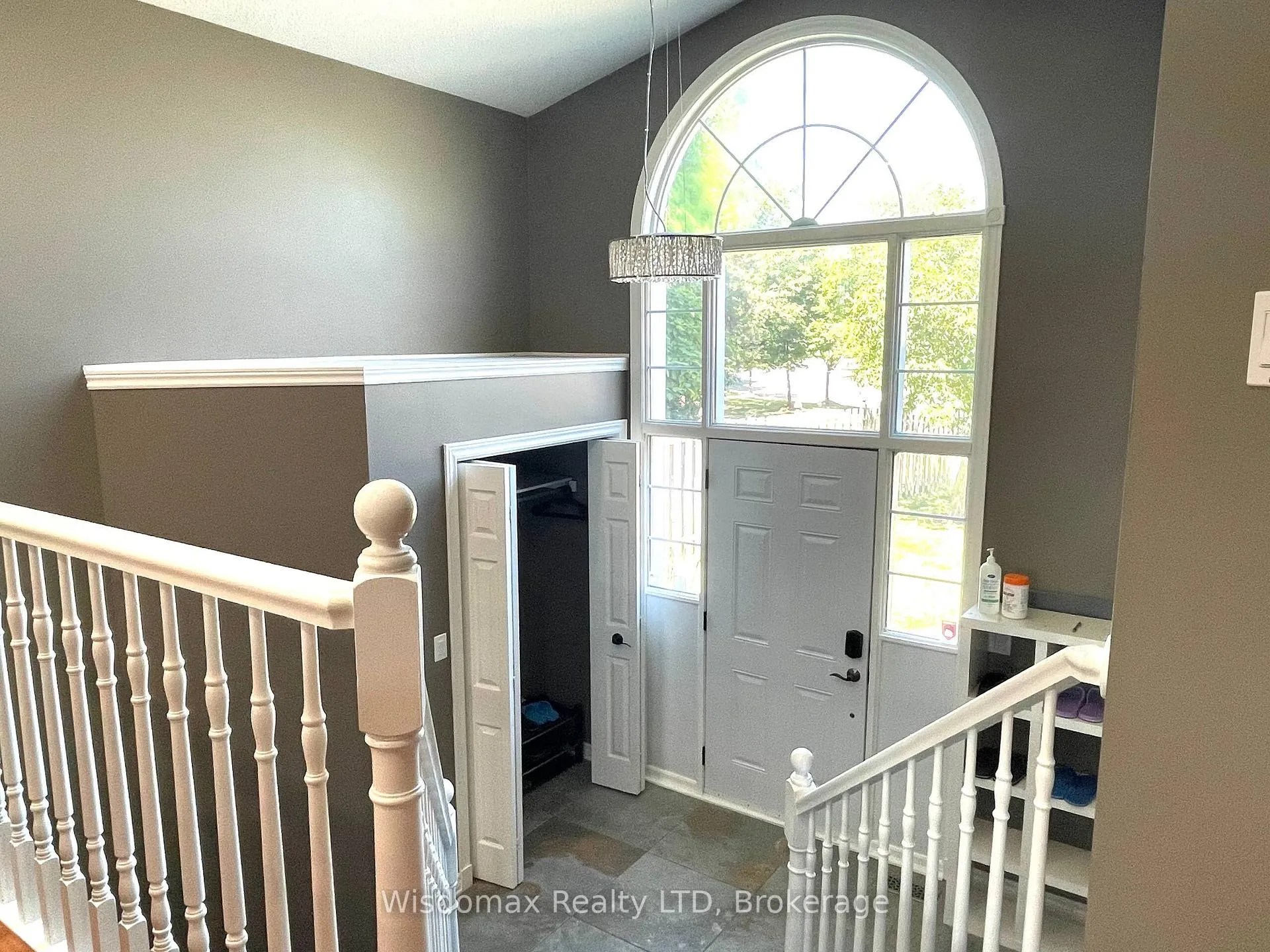 Photo 11 of 8272 Woodsview Crescent, Niagara Falls, Ascot — HOMEH
