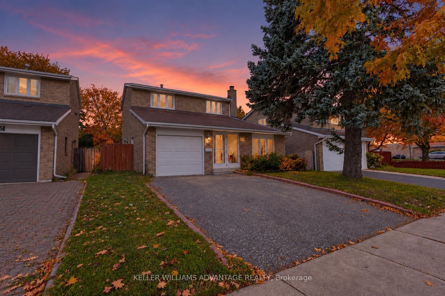 Photo 2 of 58 Ambercroft Boulevard, Scarborough, Steeles — HOMEH